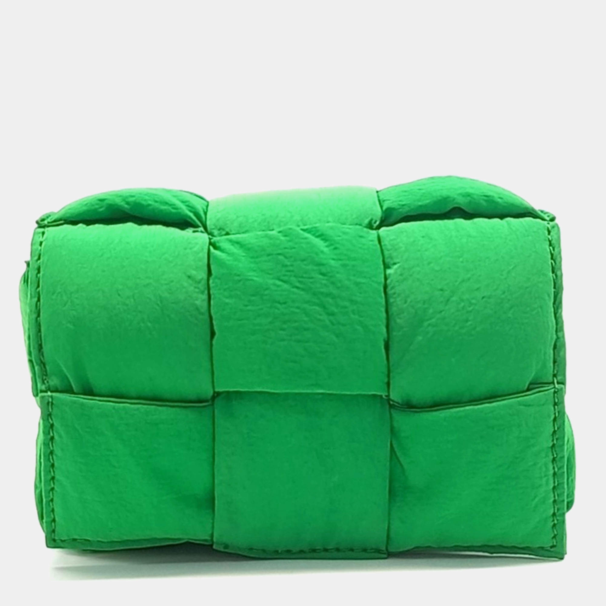 Pre Owned Bottega Veneta Green Fabric Candy Padded Tech Cassette Bag