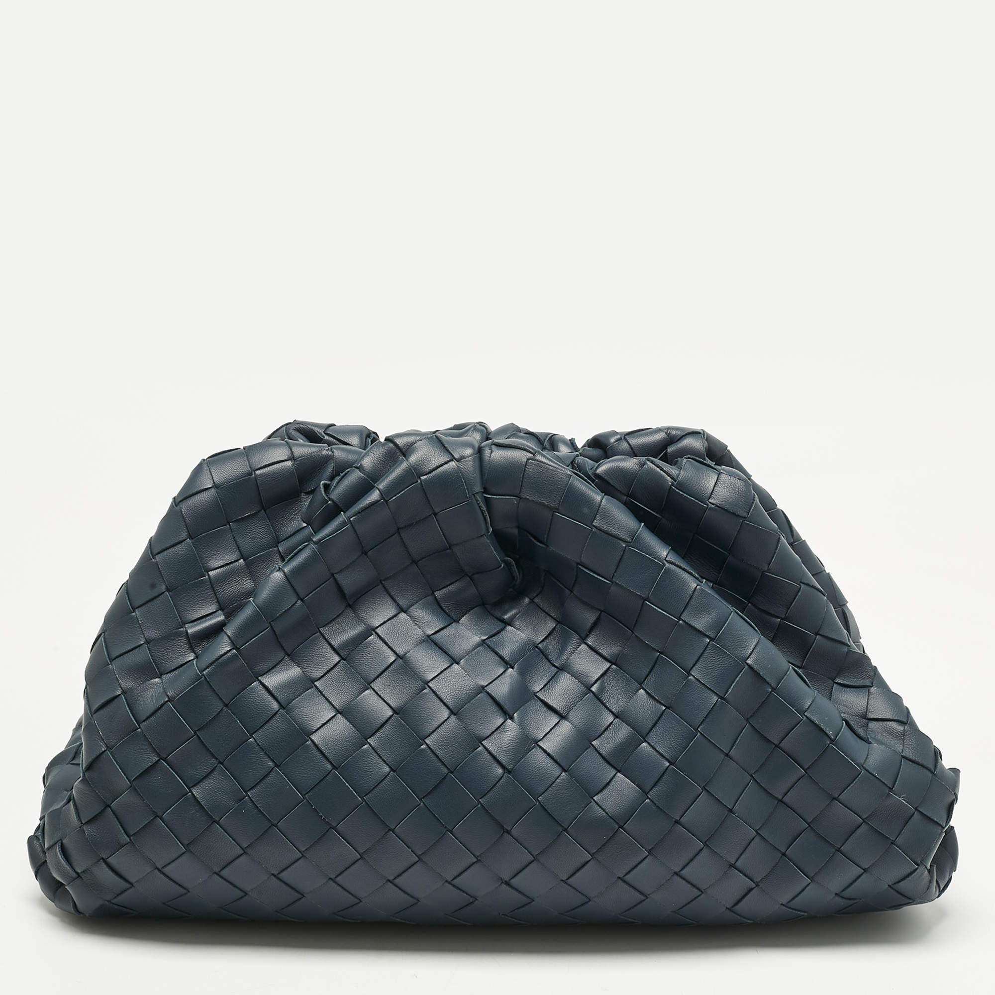 Pre Owned Bottega Veneta Navy Blue Intrecciato Leather Classic The Pouch
