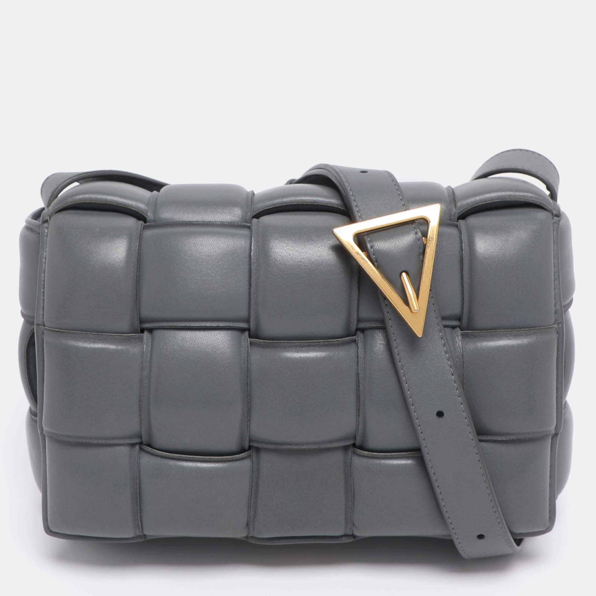 Pre Owned Bottega Veneta Grey Padded Leather Cassette Shoulder Bag