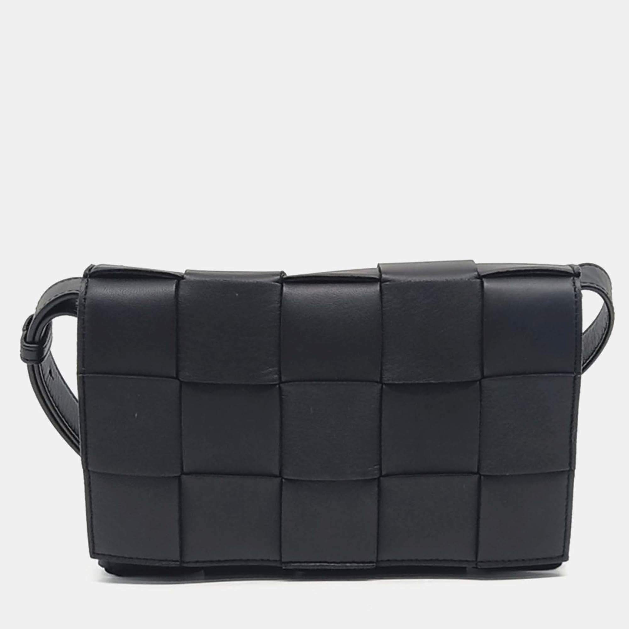 Pre Owned Bottega Veneta Black Leather Bottega Veneta Cassette Bag