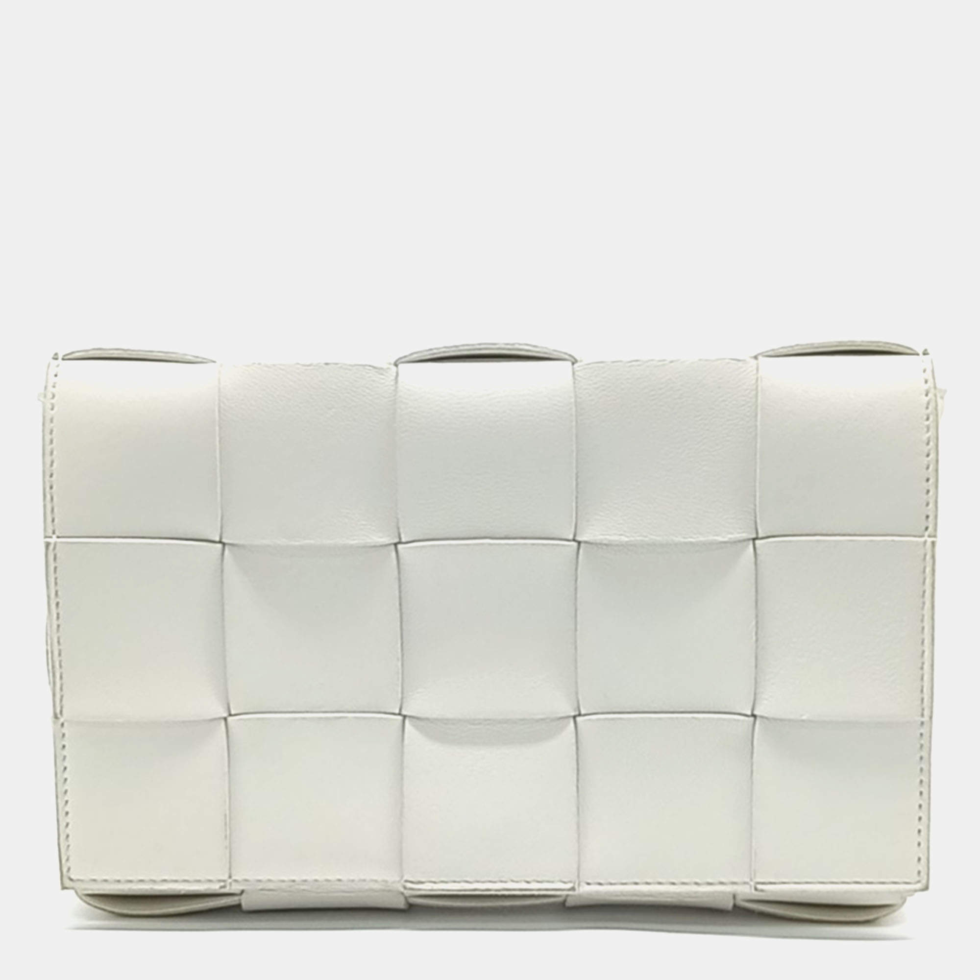 Pre Owned Bottega Veneta White Leather Cassette Bag