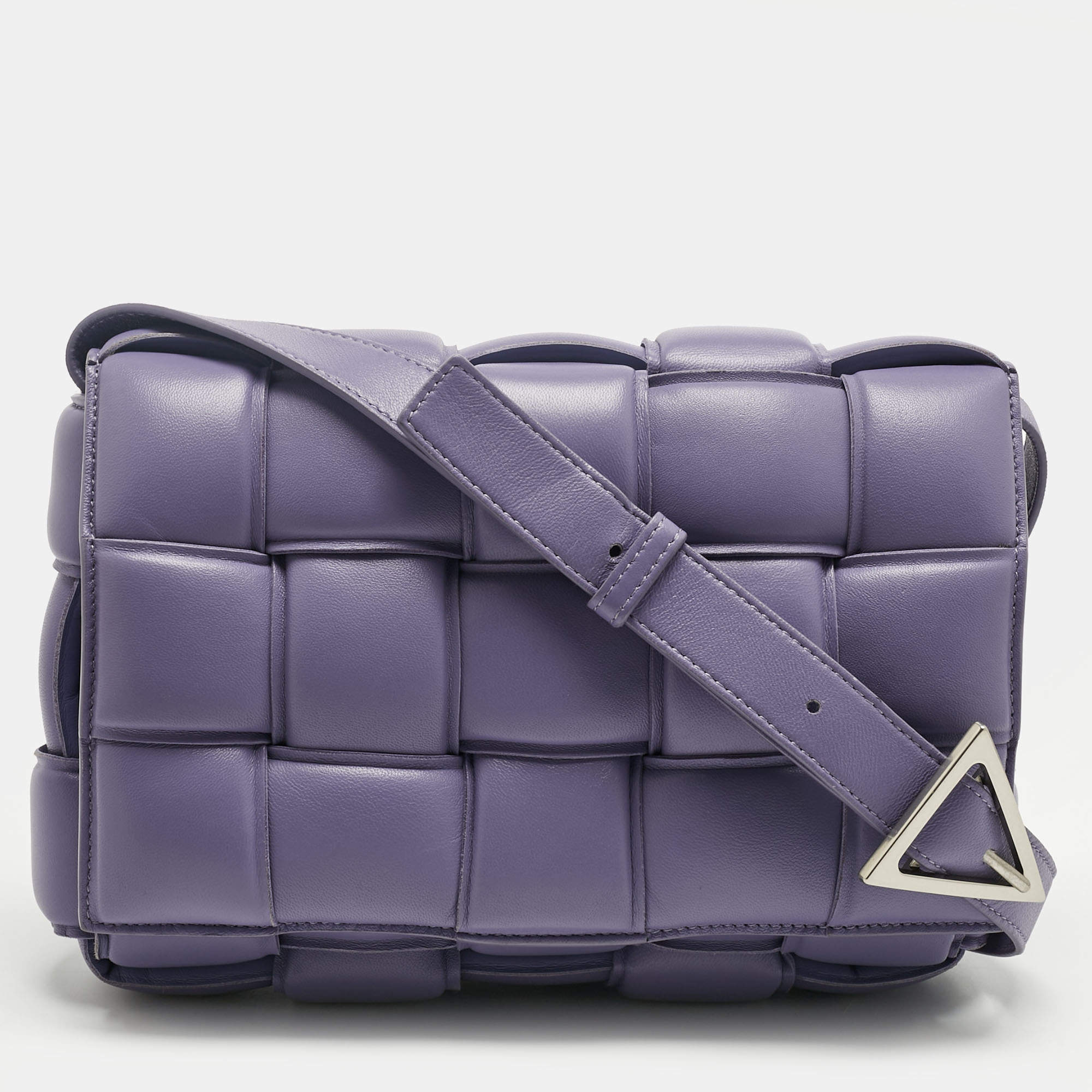 Pre Owned Bottega Veneta Lilac Leather Cassette Padded Shoulder Bag