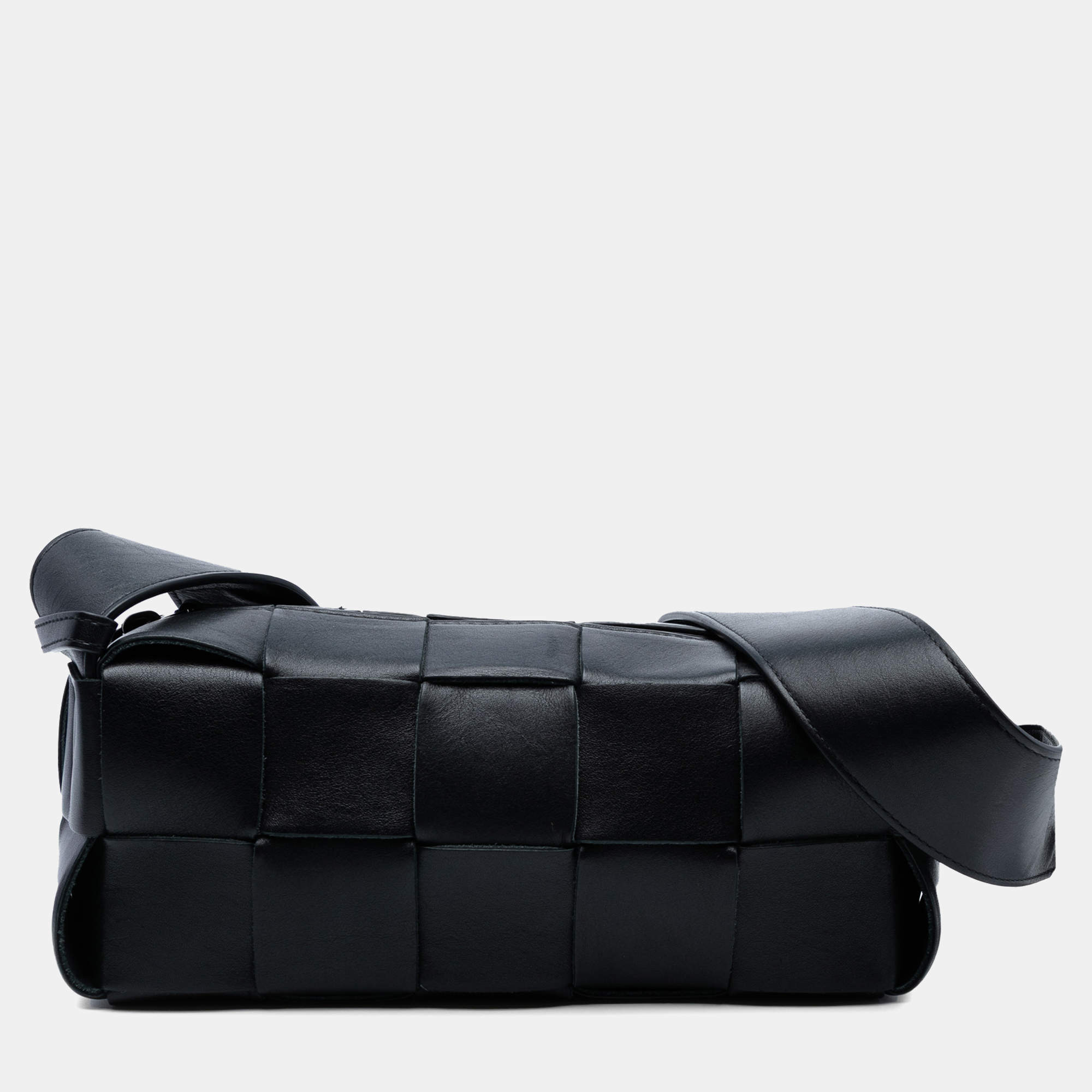 Pre Owned Bottega Veneta Black Small Lambskin Intrecciato Brick Cassette