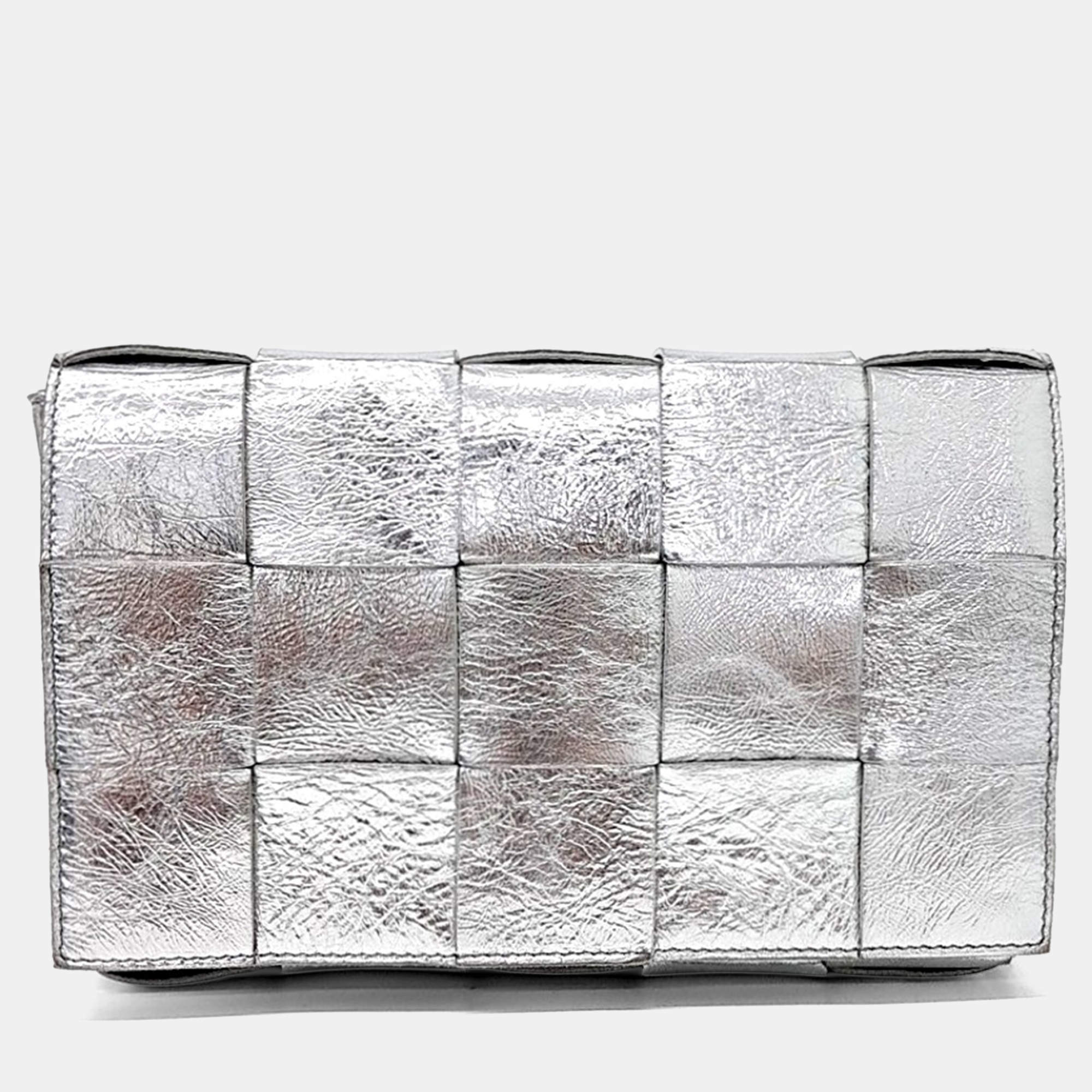 Pre Owned Bottega Veneta Silver Leather Cassette Bag