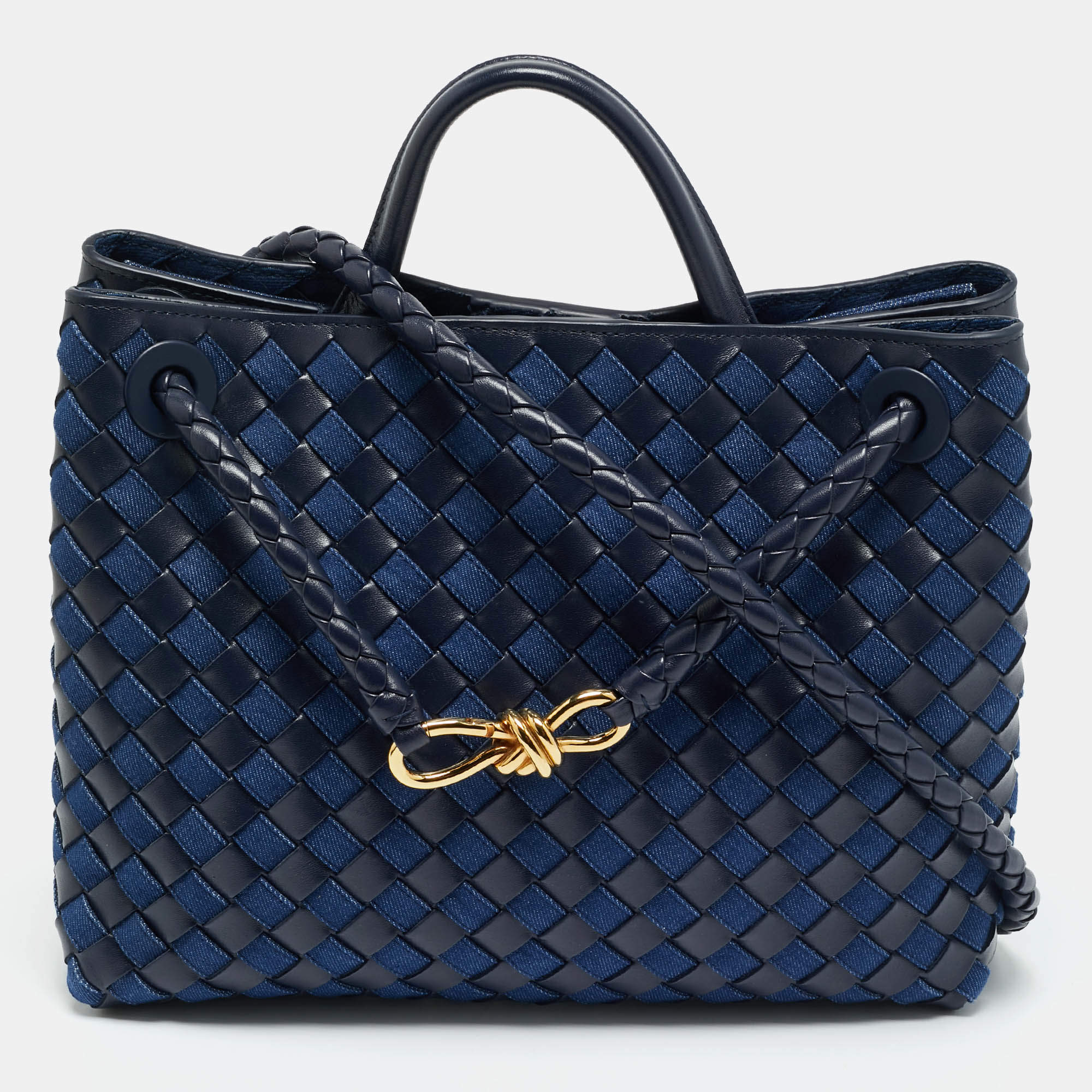 Pre Owned Bottega Veneta Navy Blue Intrecciato Leather and Denim Medium Andiamo Bag