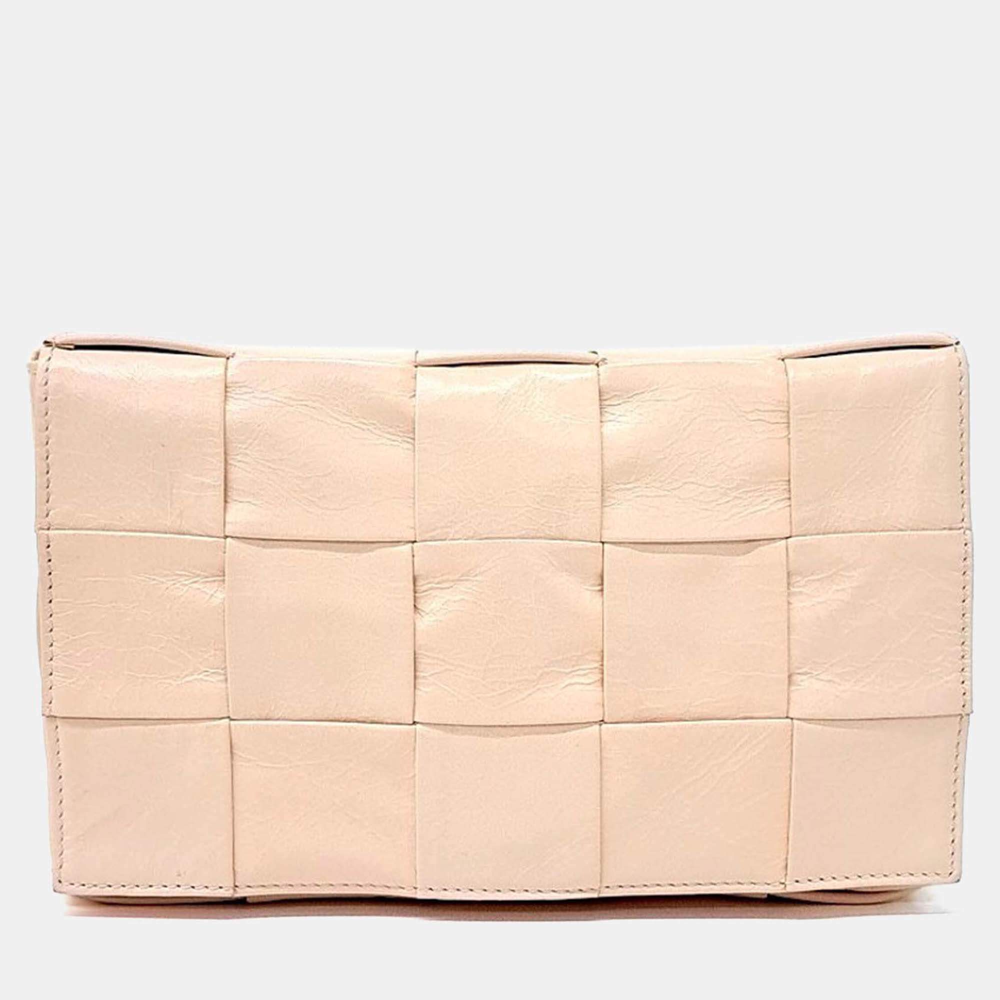 Pre Owned Bottega Veneta Beige Leather Cassette Bag