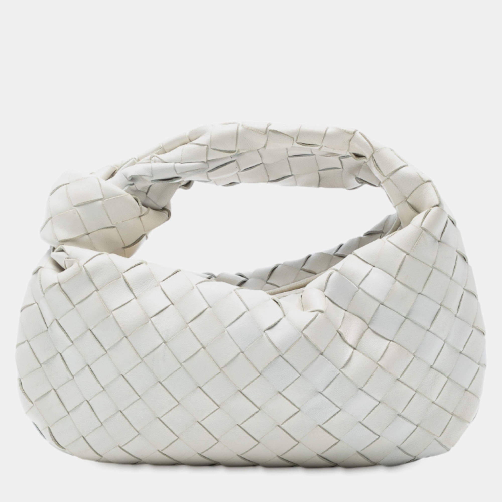 مملوكة مسبقًا Bottega Veneta White Mini Nappa Intrecciato Jodie