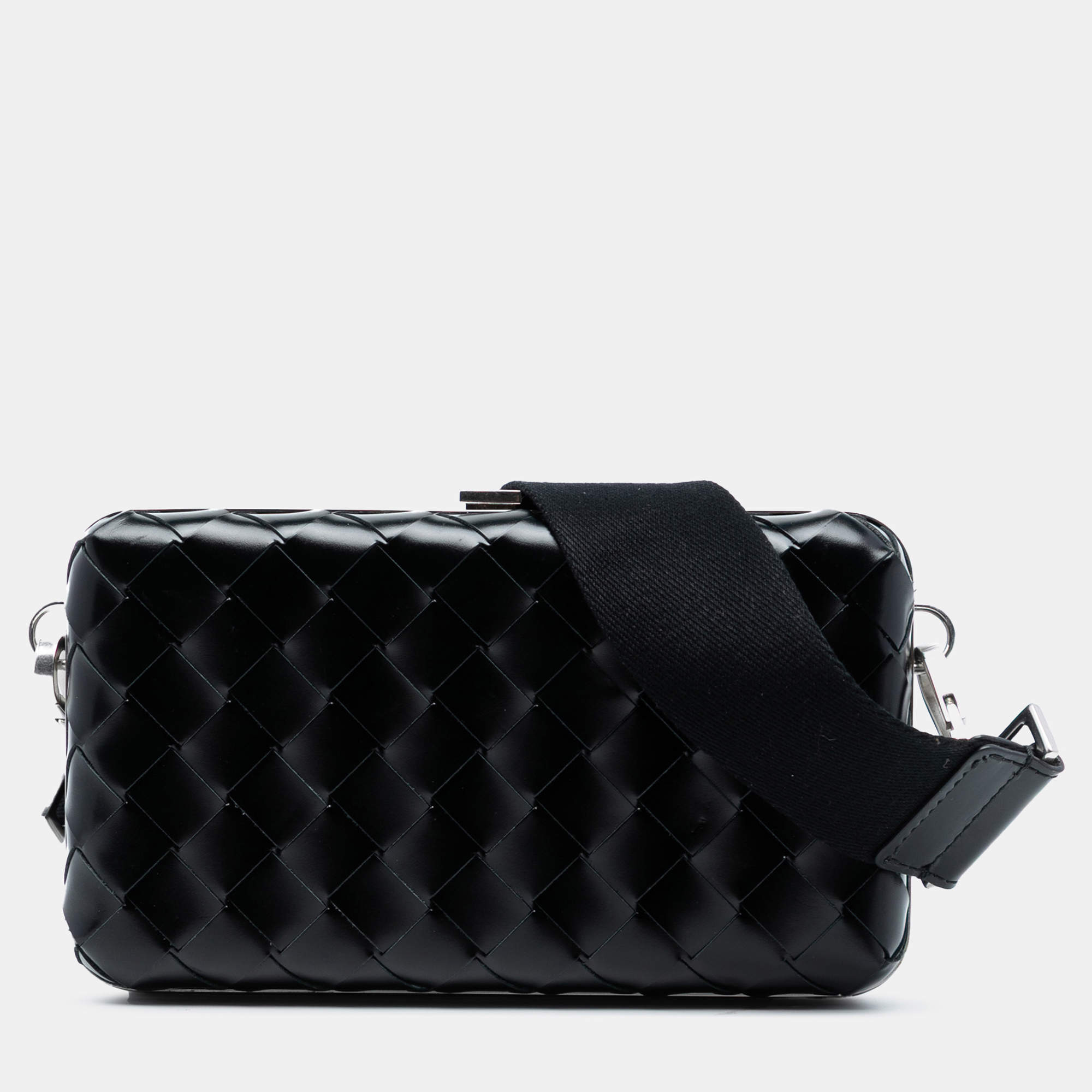 مملوكة مسبقًا Bottega Veneta Black Spazzolato Intrecciato Box Messenger Bag