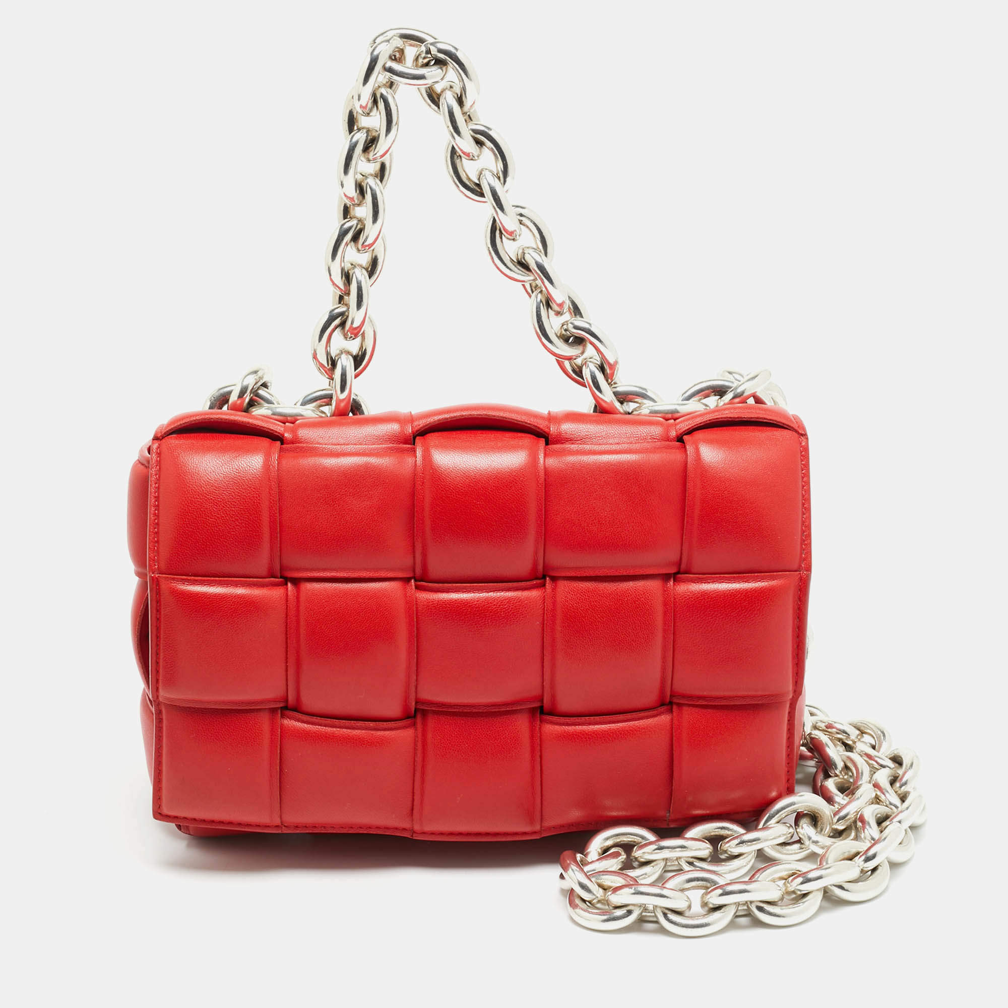 Pre Owned Bottega Veneta Cassette Chain Red Padded Leather Top Handle Bag
