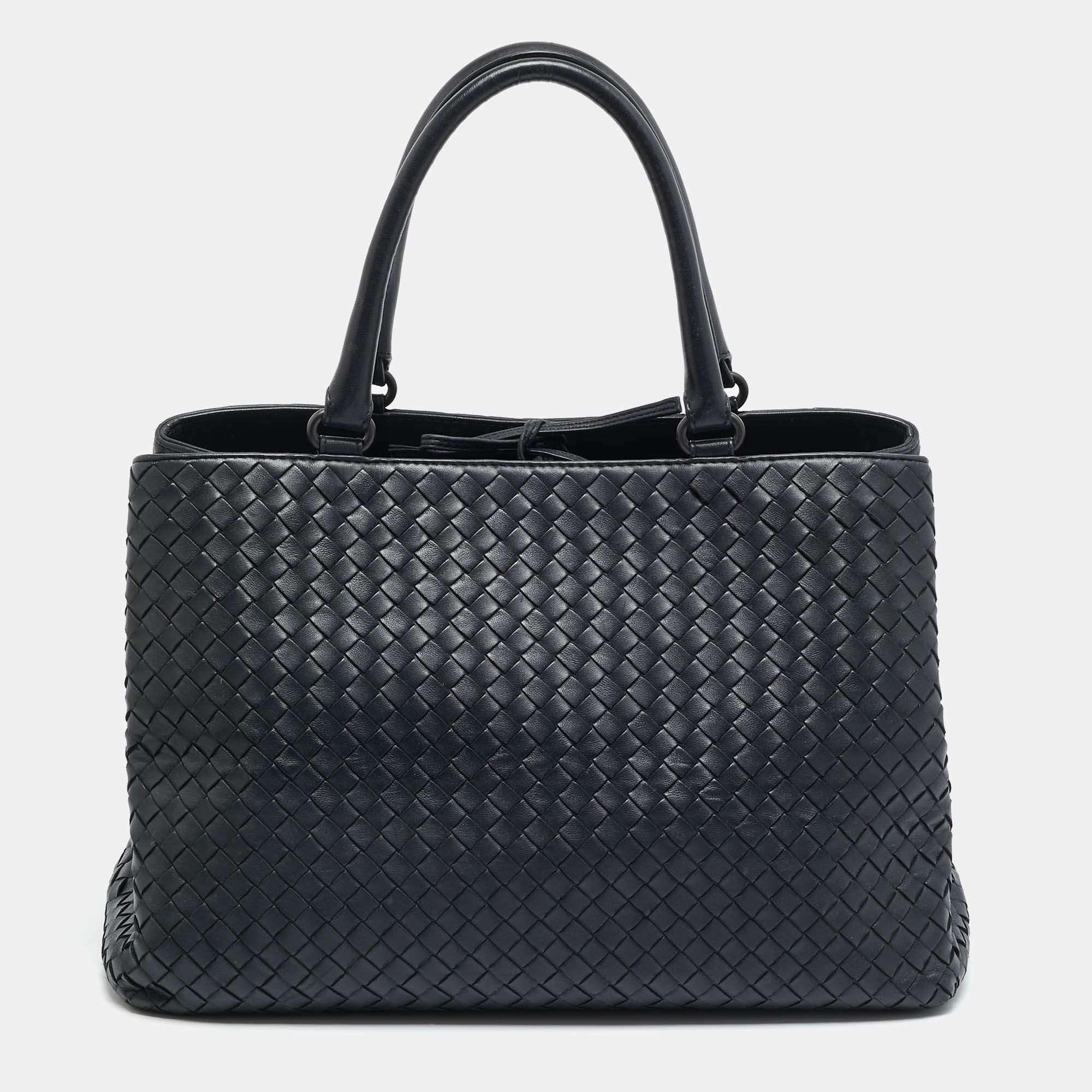 مملوكة مسبقًا Bottega Veneta Double Compartment Dark Grey Intrecciato Leather Tote
