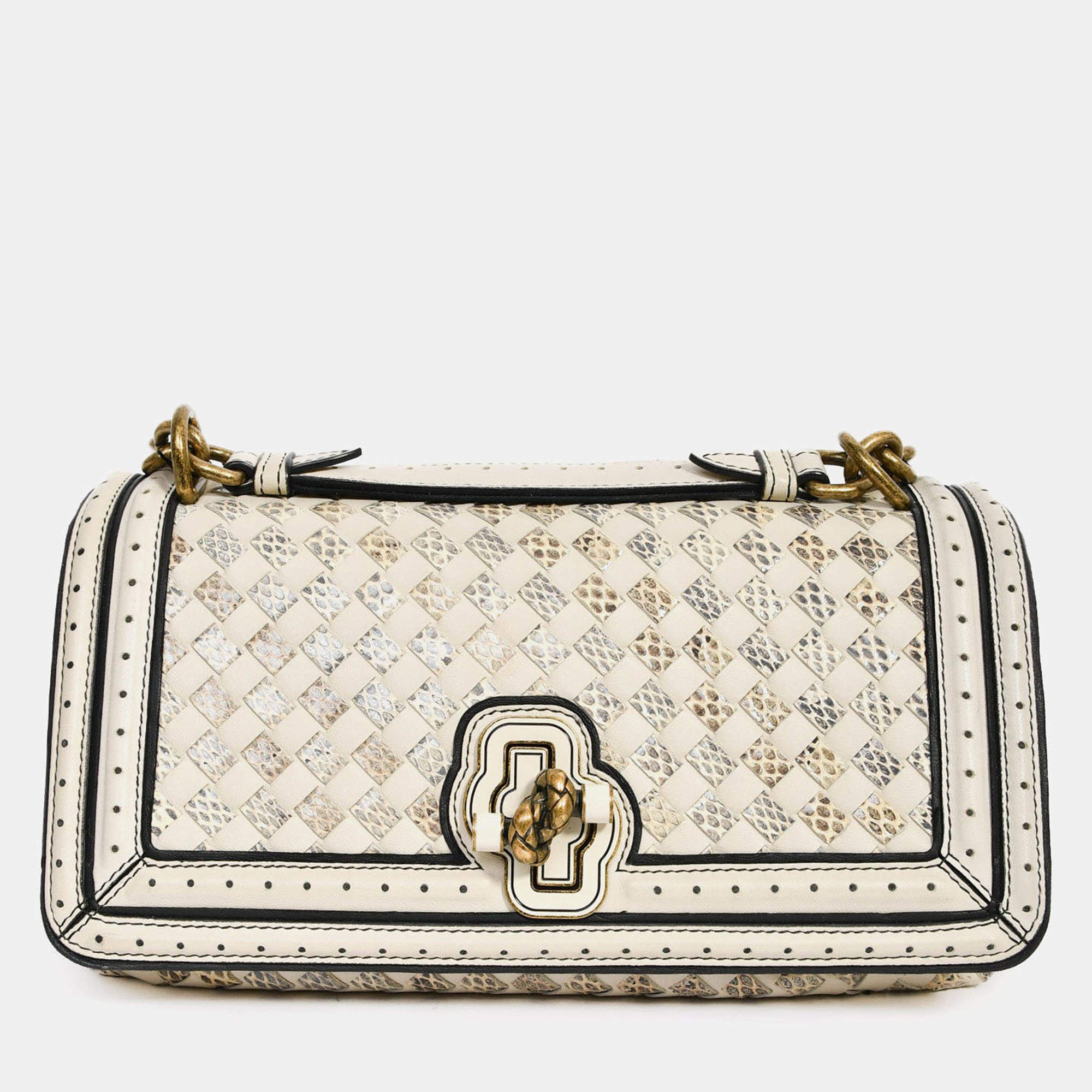 مملوكة مسبقًا حقيبة كتف عقدة أوليمبيا بوتيغا فينيتا 2018 جلد إيرز إنترتشياتو مدققة رمادية