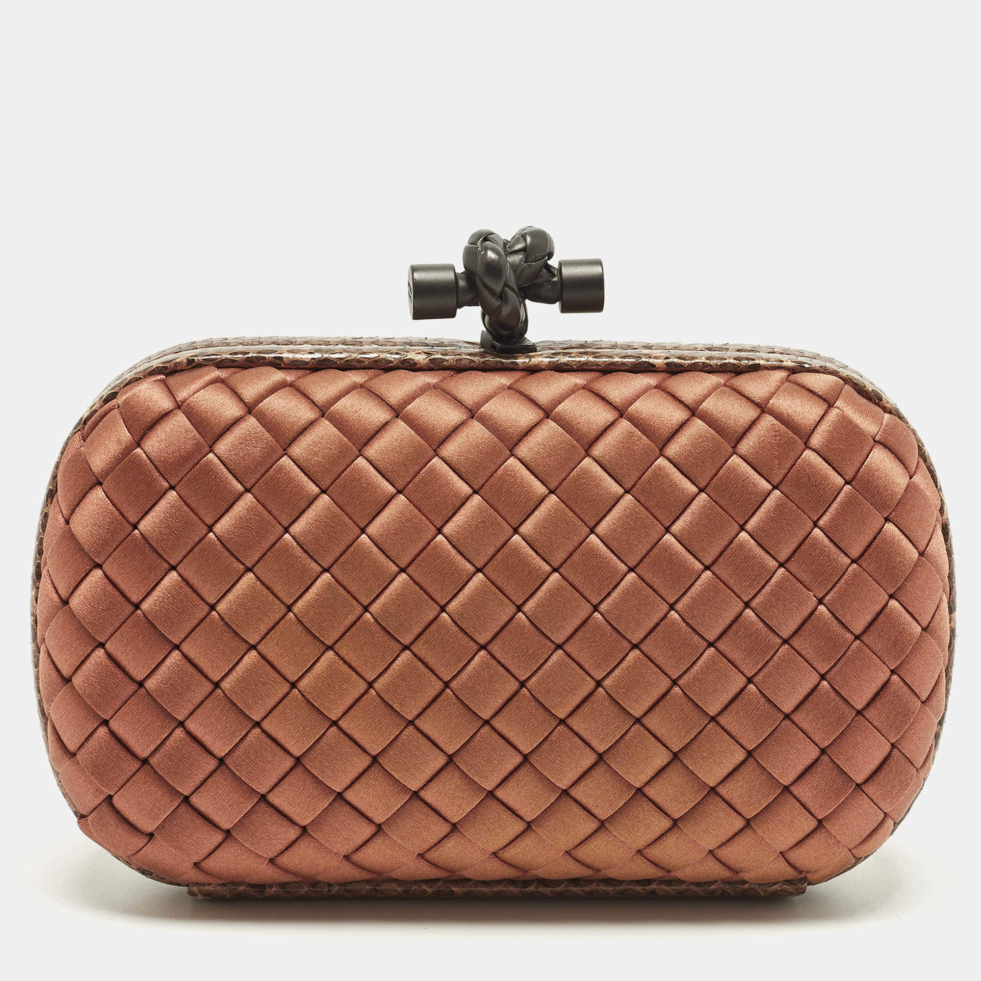 Pre Owned حقيبة كلتش بوتيغا فينيتا ساتان منسوج زهري وزخرفة جلد الثعبان بعقدة