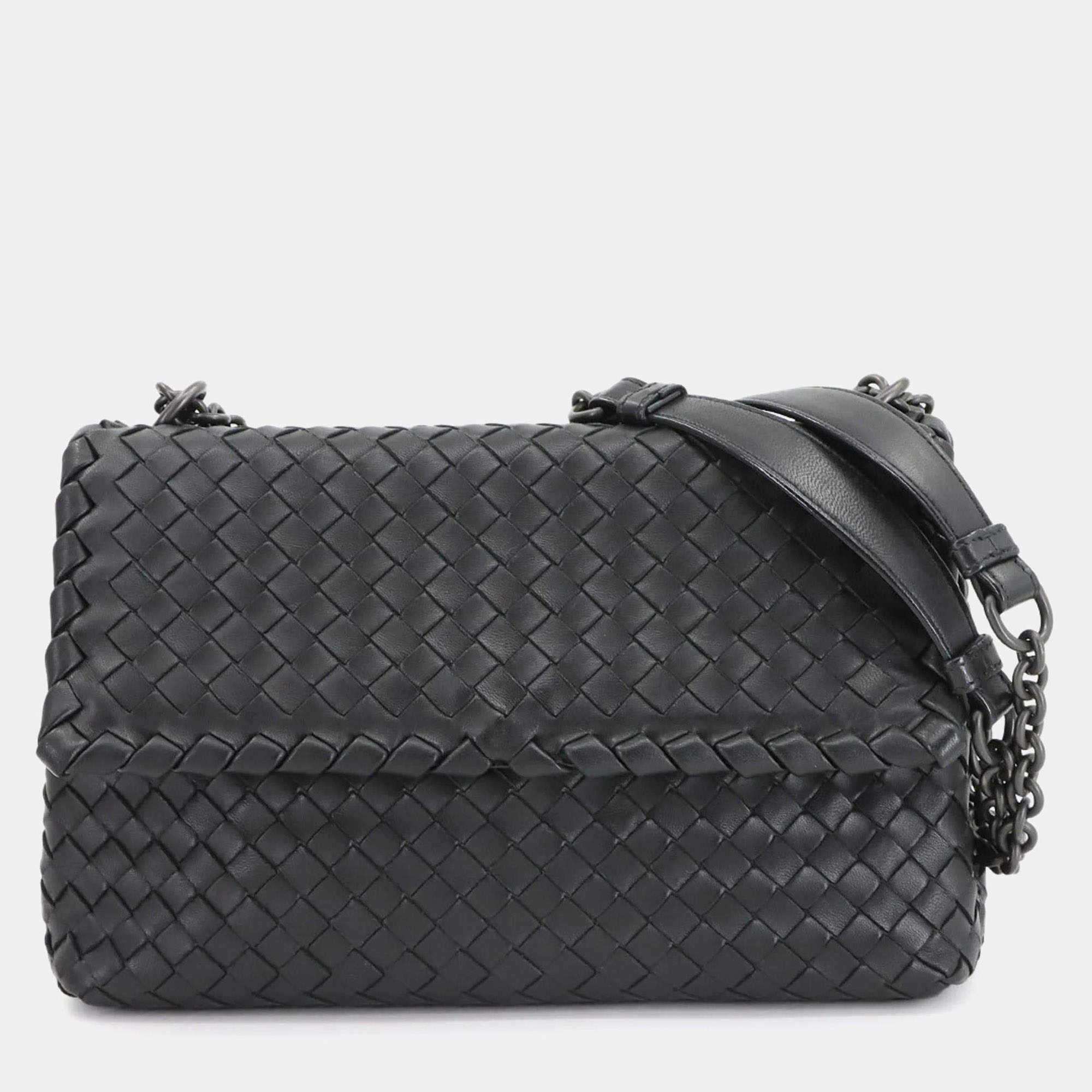 Pre Owned Bottega Veneta Intrecciato Olympia Small Chain Shoulder Bag In Black Leather