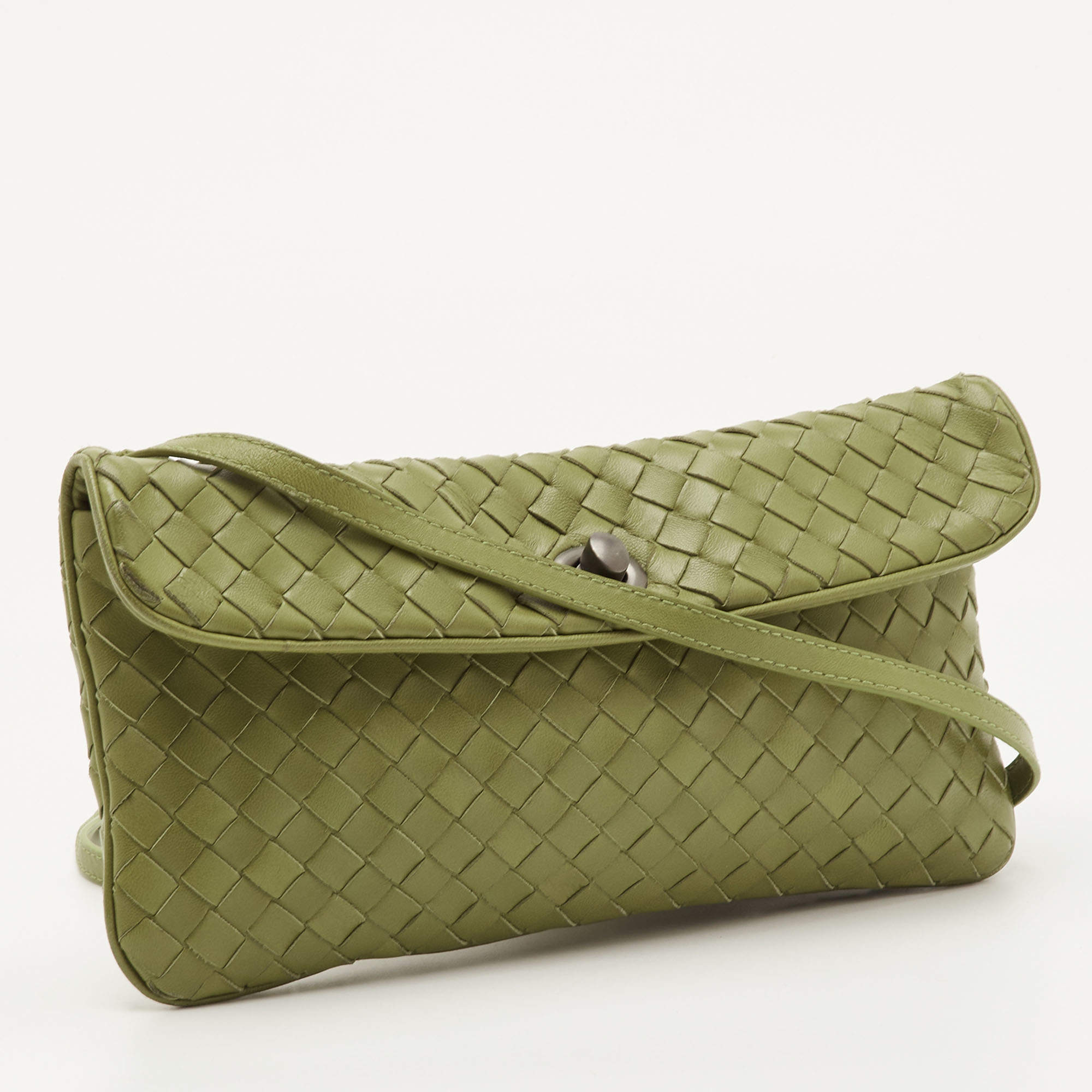 Pre Owned Bottega Veneta Green Intrecciato Leather Lock Flap Crossbody Bag