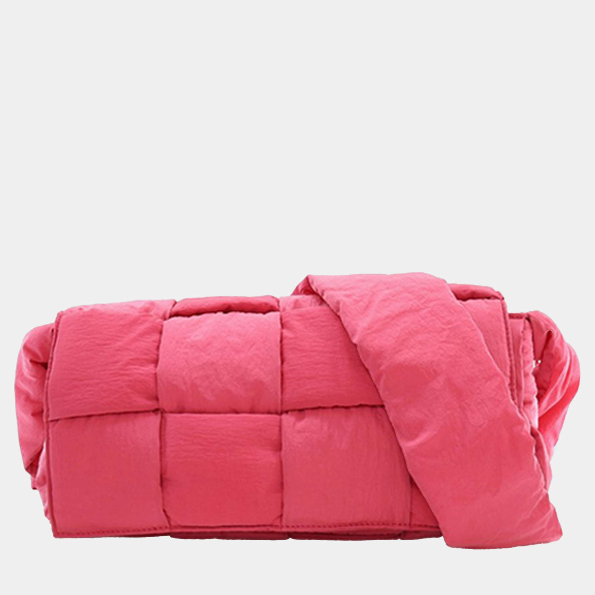 Pre Owned Bottega Veneta Pink Nylon Intrecciato Padded Tech Cassette Crossbody