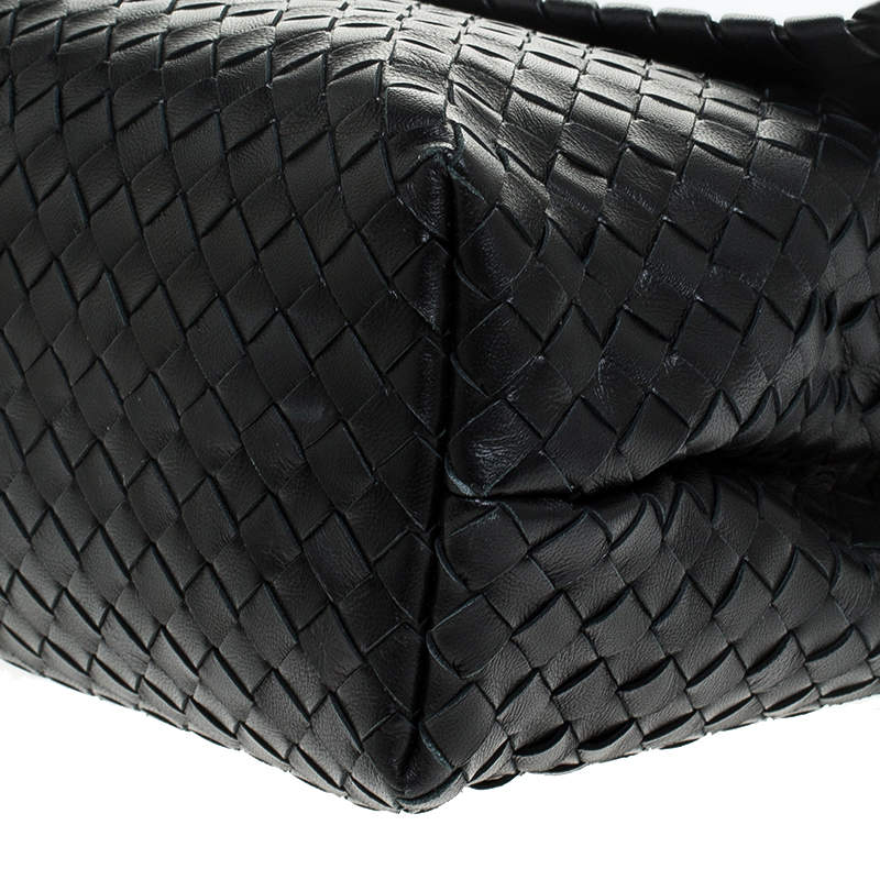 Bottega Veneta Black Olimpia Short Handle Bag – Dina C's Fab and