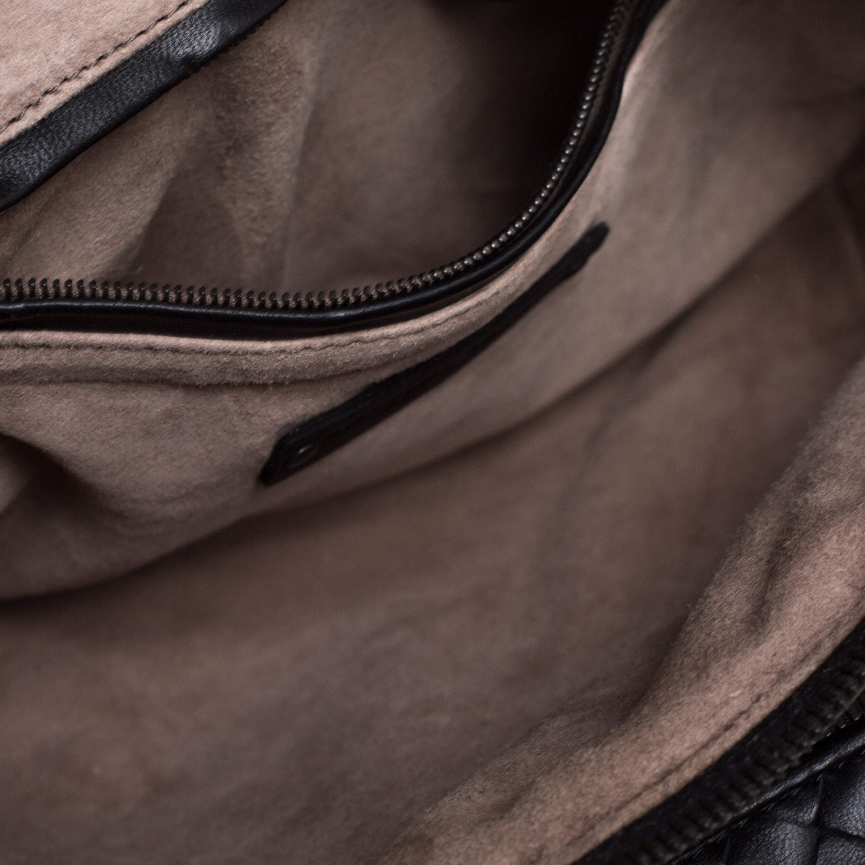 Bottega Veneta Brown Intrecciato Nodini Leather Crossbody Bag Dark brown  Pony-style calfskin ref.595964 - Joli Closet