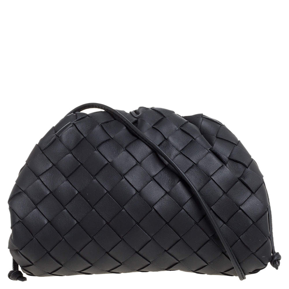 Pre Owned Bottega Veneta Black Intrecciato Leather Mini The Pouch Bag
