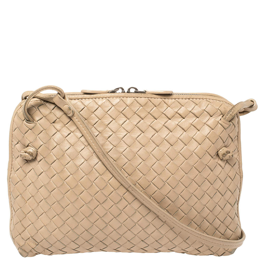 مملوكة مسبقًا Bottega Veneta Beige Intrecciato Leather Nodini Crossbody Bag