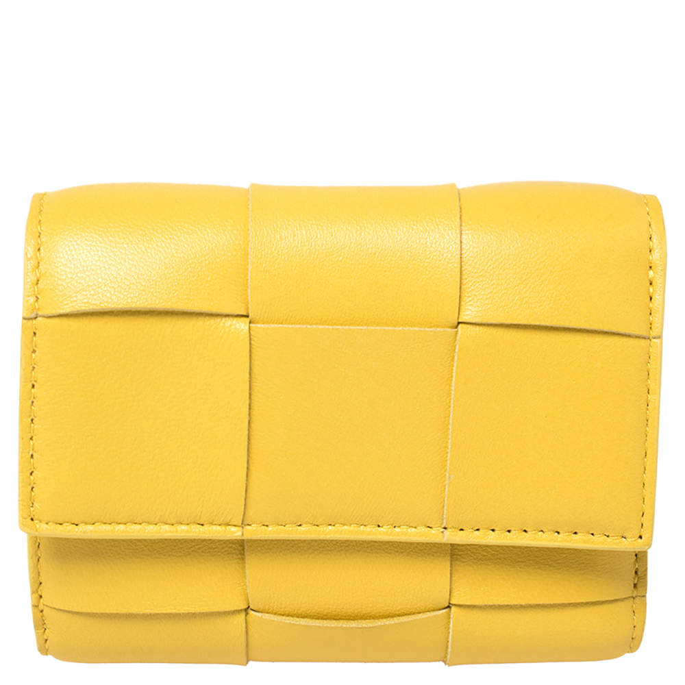 Pre Owned Bottega Veneta Yellow Maxi Intrecciato Leather Trifold Wallet