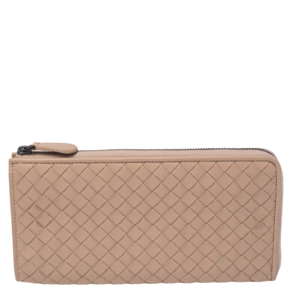 Pre Owned Bottega Veneta Beige Intrecciato Leather Half Zip Around Wallet