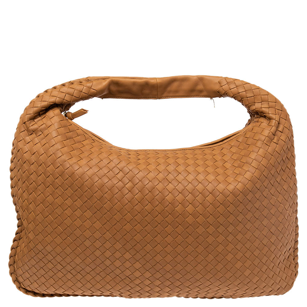 Pre Owned Bottega Veneta Beige Leather Intrecciato Large Veneta Hobo