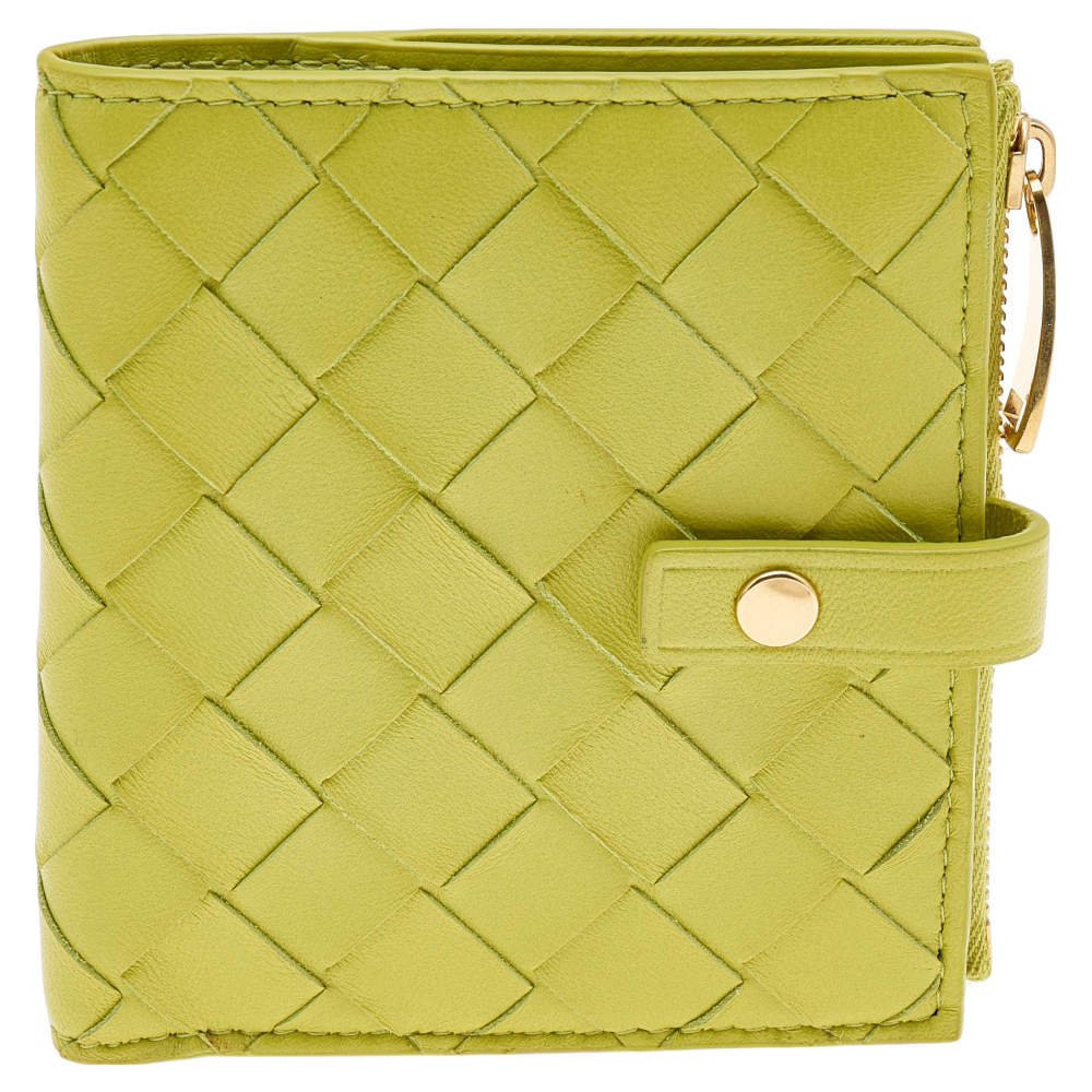 Pre Owned Bottega Veneta Lime Yellow Intrecciato Leather Compact Wallet