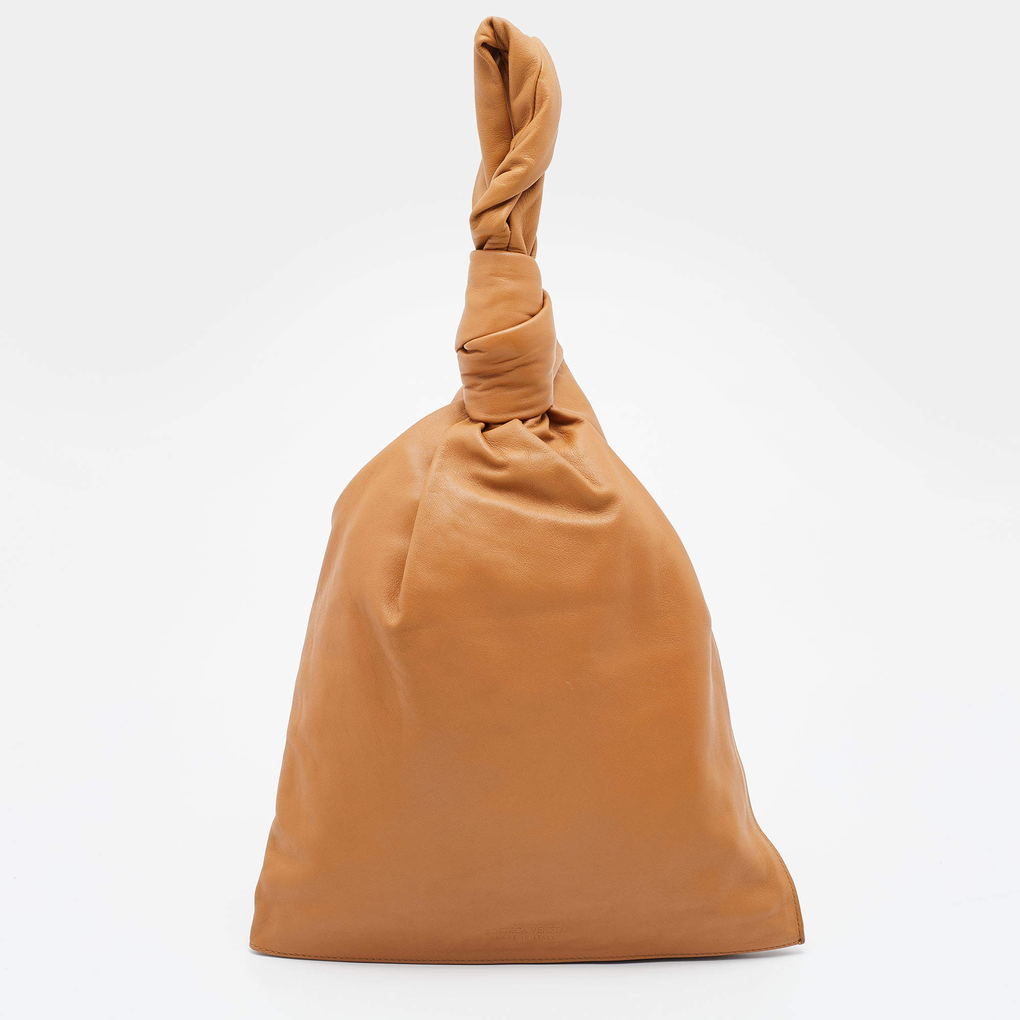 Pre Owned حقيبة كلتش بوتيغا فينيتا بي في  جلد بنية داكنة بعقدة ملتفة