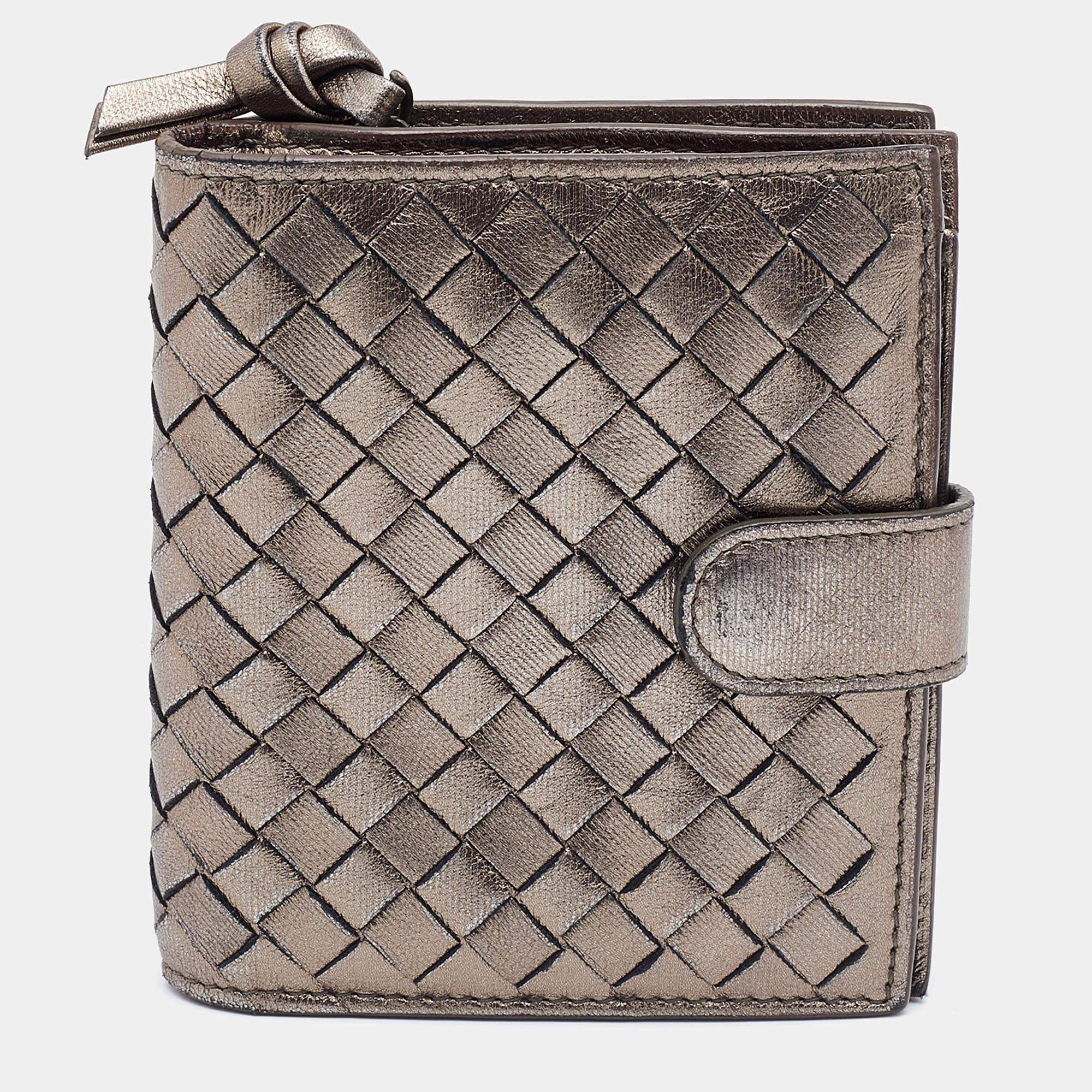 Pre Owned Bottega Veneta Metallic Intrecciato Leather French Compact Wallet