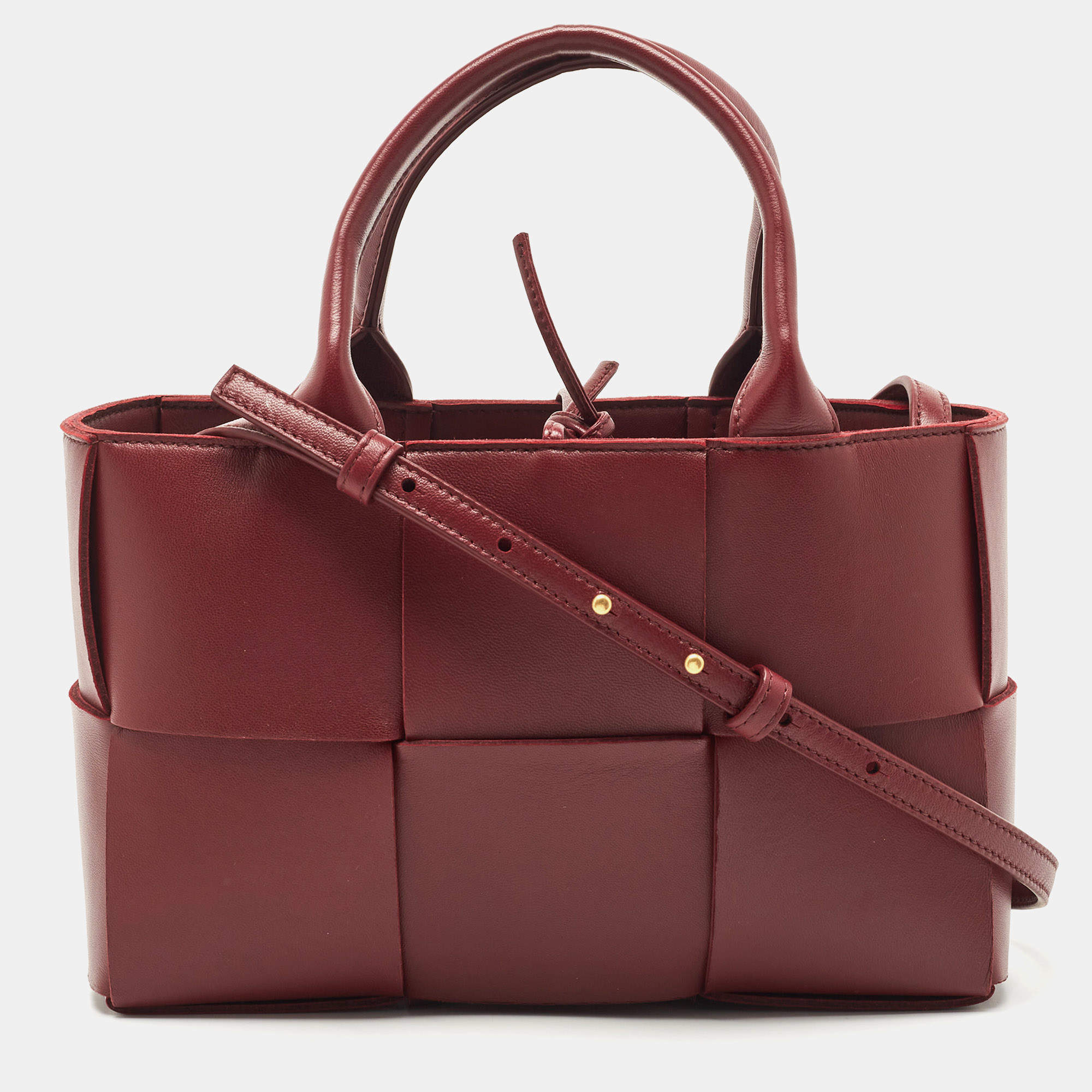 Pre Owned Bottega Veneta Burgundy Intrecciato Leather Arco Tote
