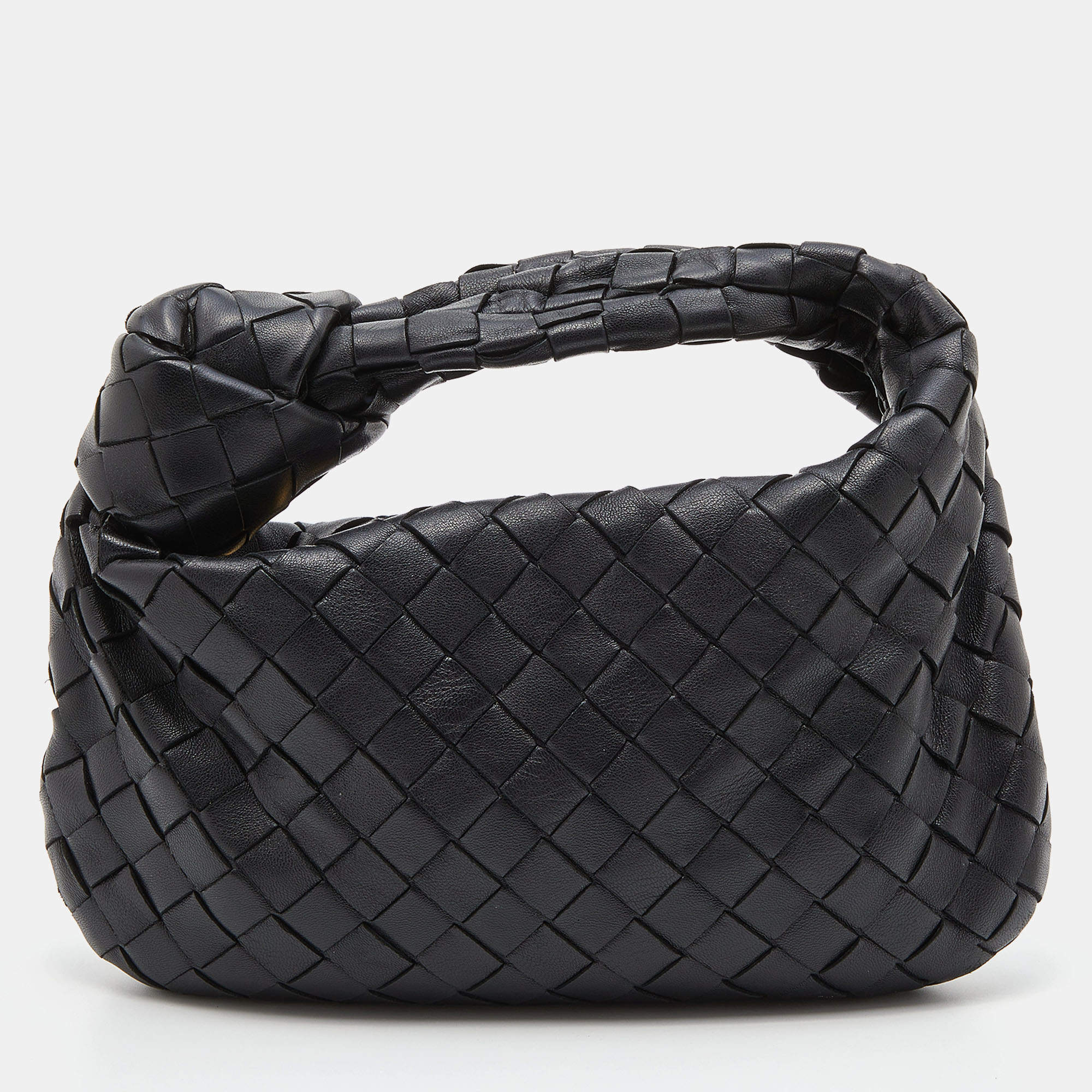 مملوكة مسبقًا Bottega Veneta Black Intrecciato Leather Mini Jodie Hobo