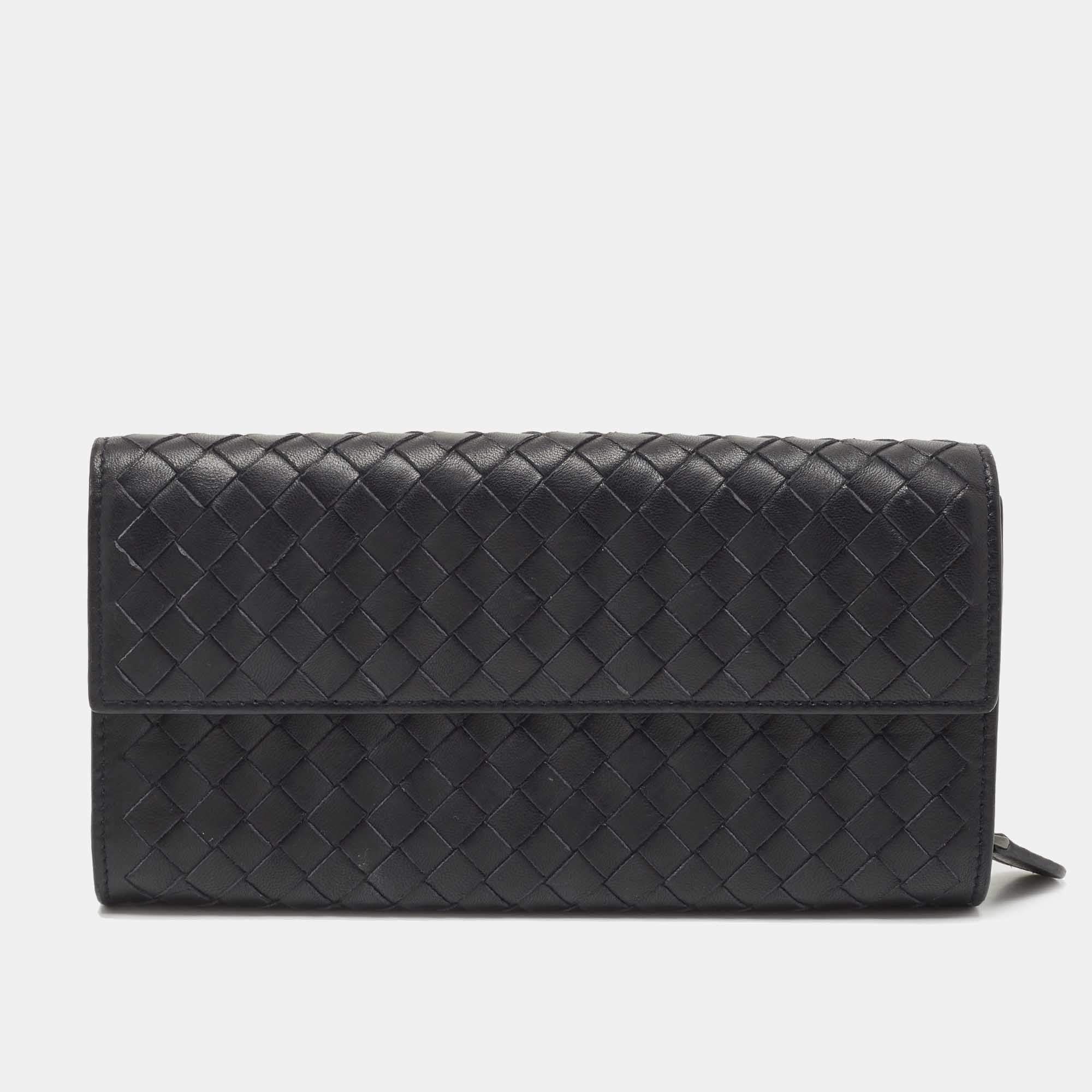 Pre Owned Bottega Veneta Black Intrecciato Leather Flap Continental Wallet