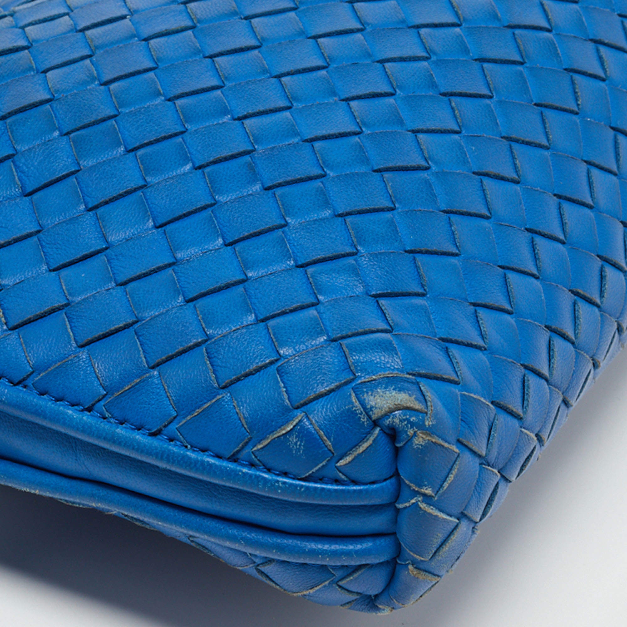 Bottega Veneta Intrecciato Nodini Leather Crossbody Bag (SHG-29701) – LuxeDH