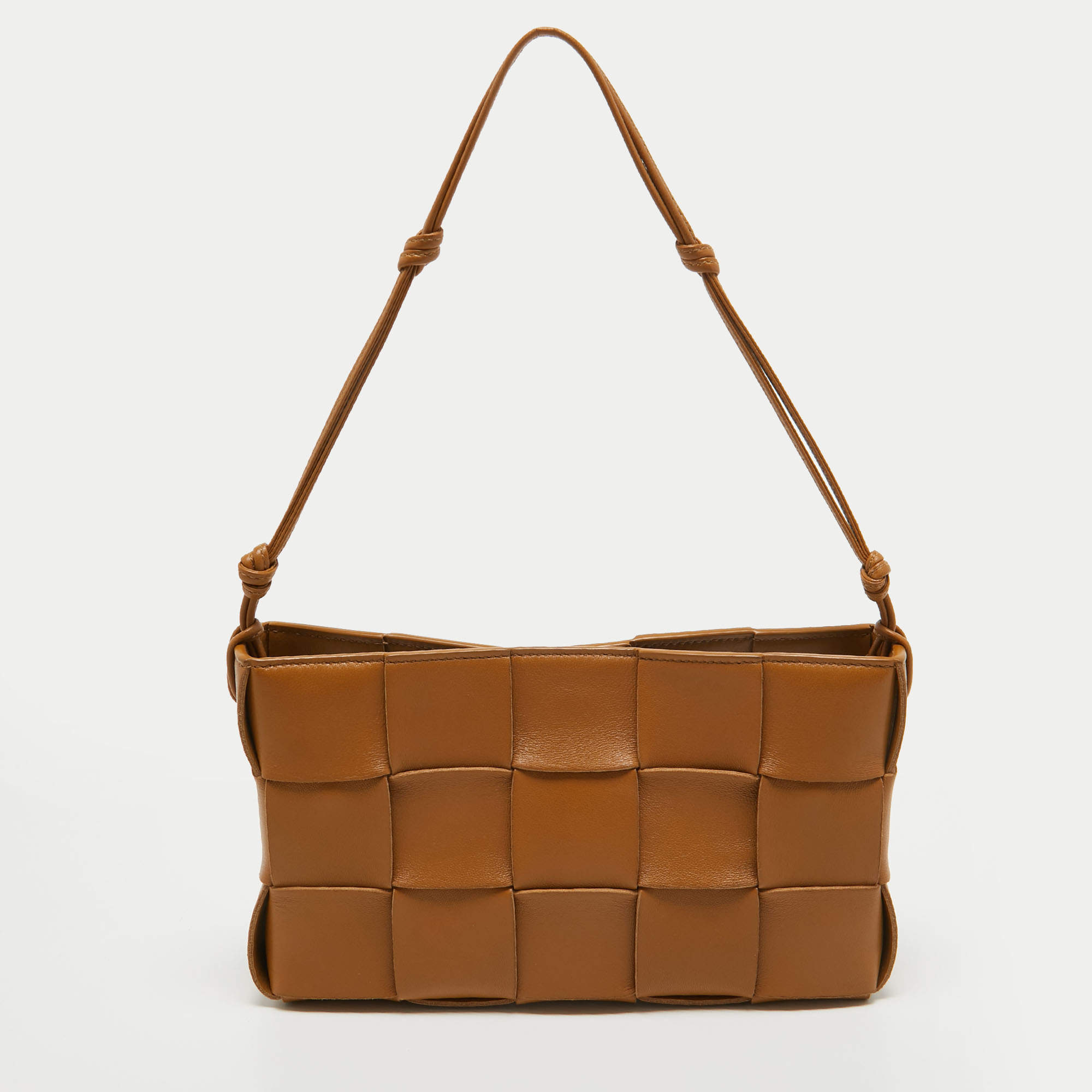 Pre Owned Bottega Veneta Camel Intreccio Leather Cassette Pouch On Strap