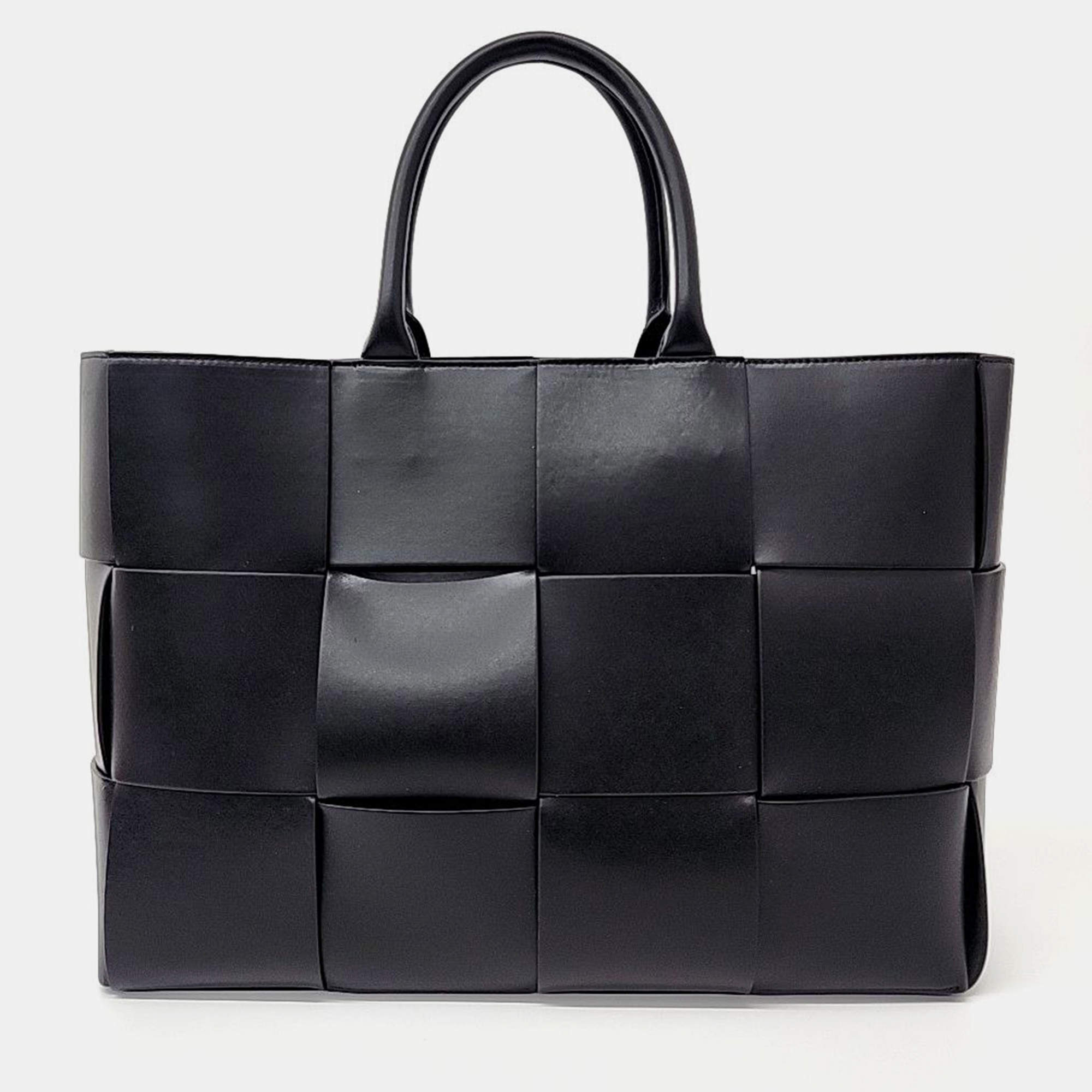 Bottega Veneta Black Leather Medium Arco Tote Bag