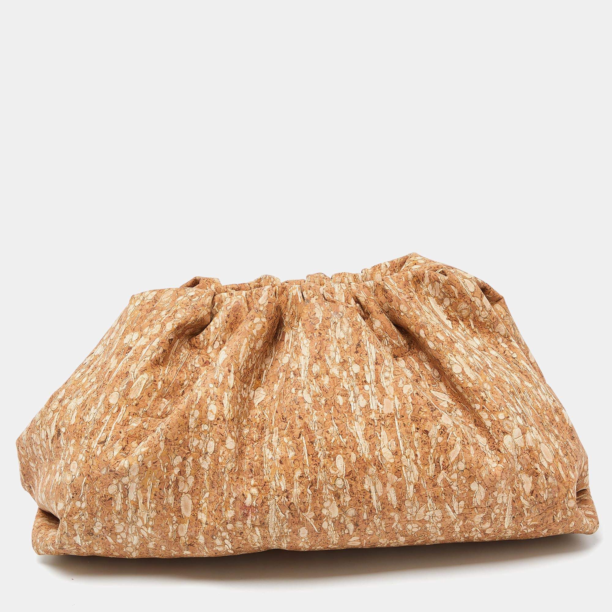 Pre Owned Bottega Veneta Beige Leather The Cork Pouch Clutch