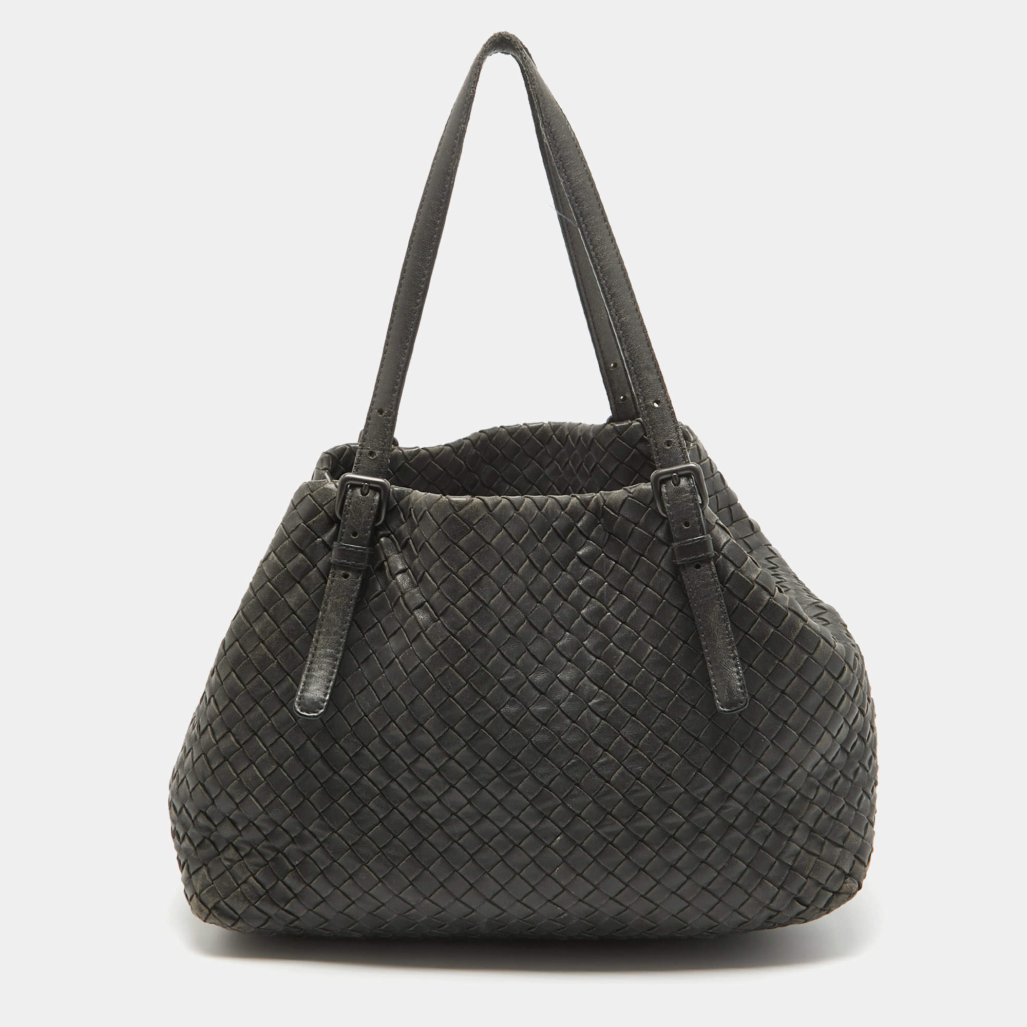 مملوكة مسبقًا Bottega Veneta Black Intrecciato Leather Cesta Tote