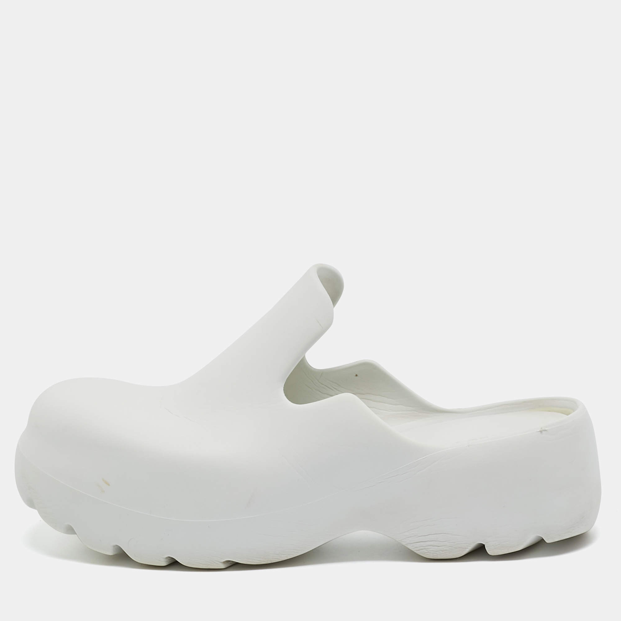 Pre Owned Bottega Veneta White Rubber Mule Sandals Size 43 