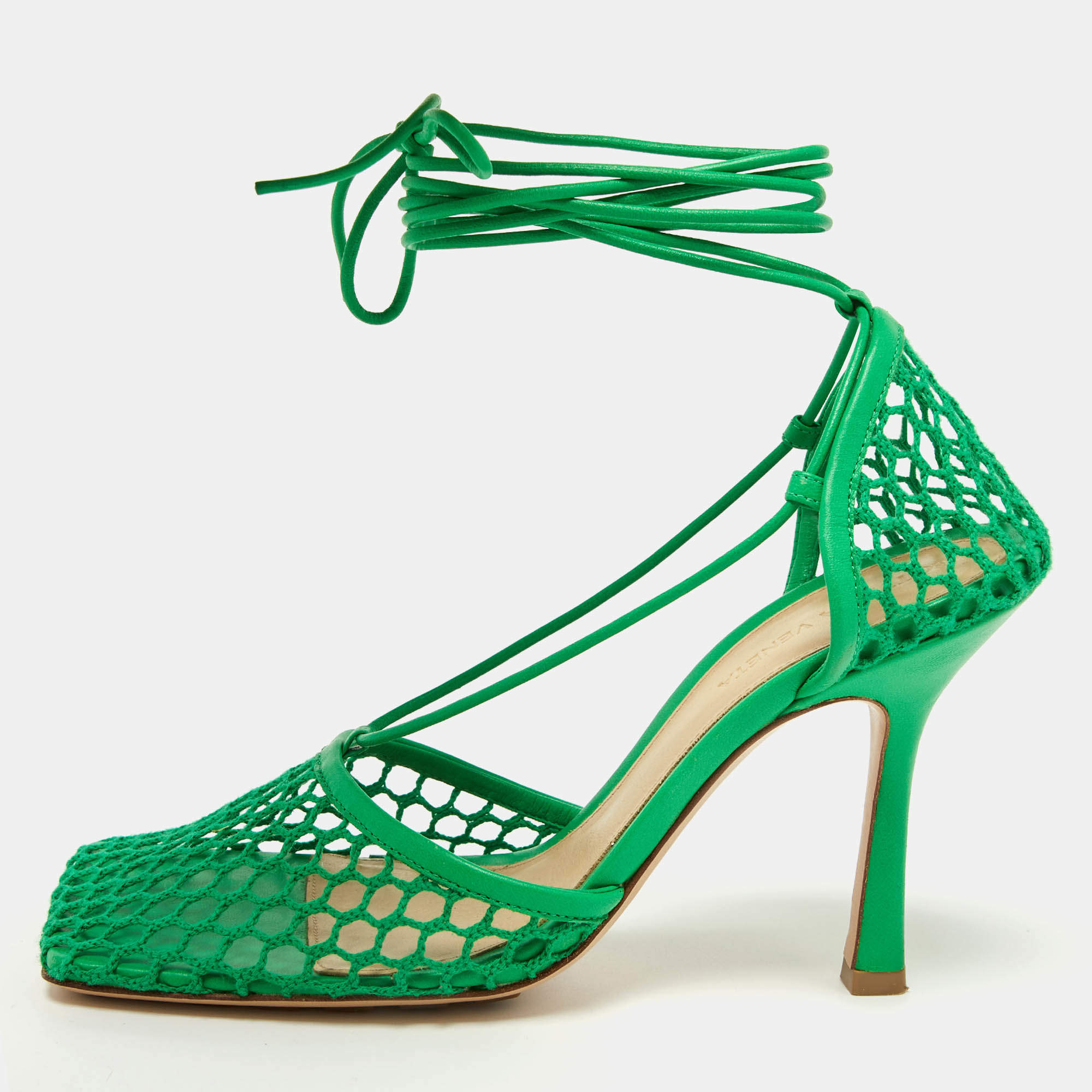 Pre Owned Bottega Veneta Green Crochet and Leather Ankle Tie Pumps Size 38