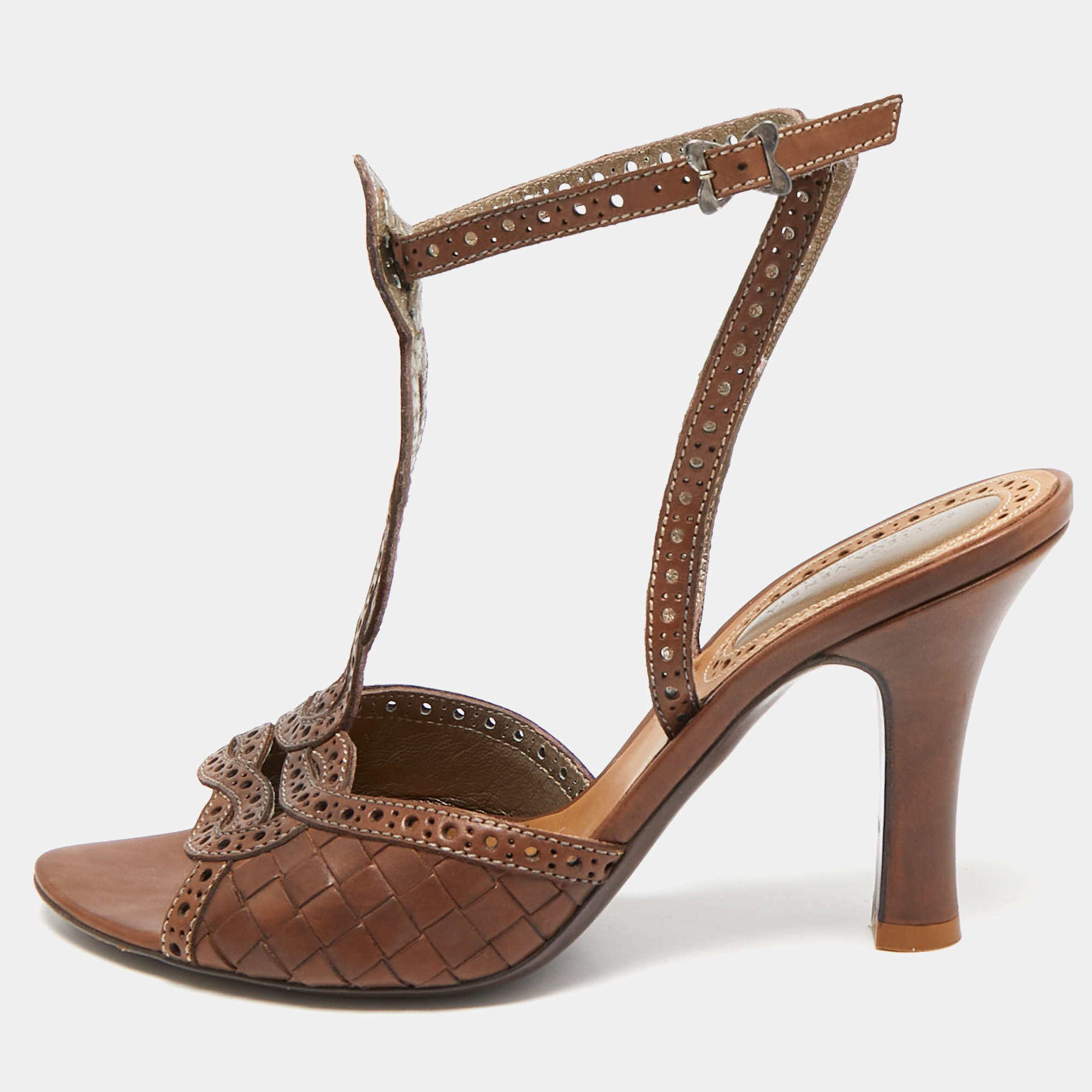 مملوكة مسبقًا Bottega Veneta Brown Leather Ankle Strap Sandals Size 39
