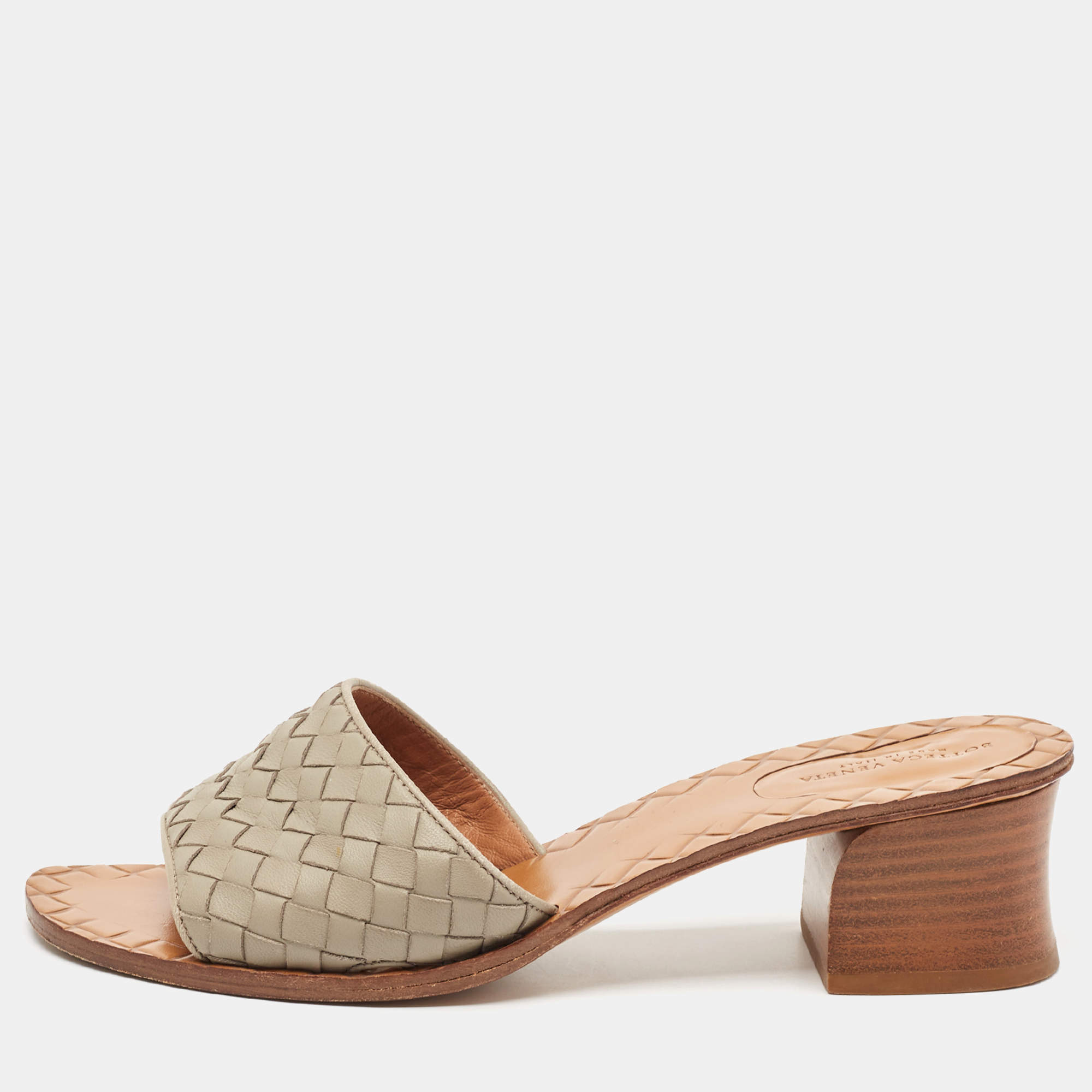 Pre Owned Bottega Veneta Grey Intrecciato Leather Slide Sandals Size 38