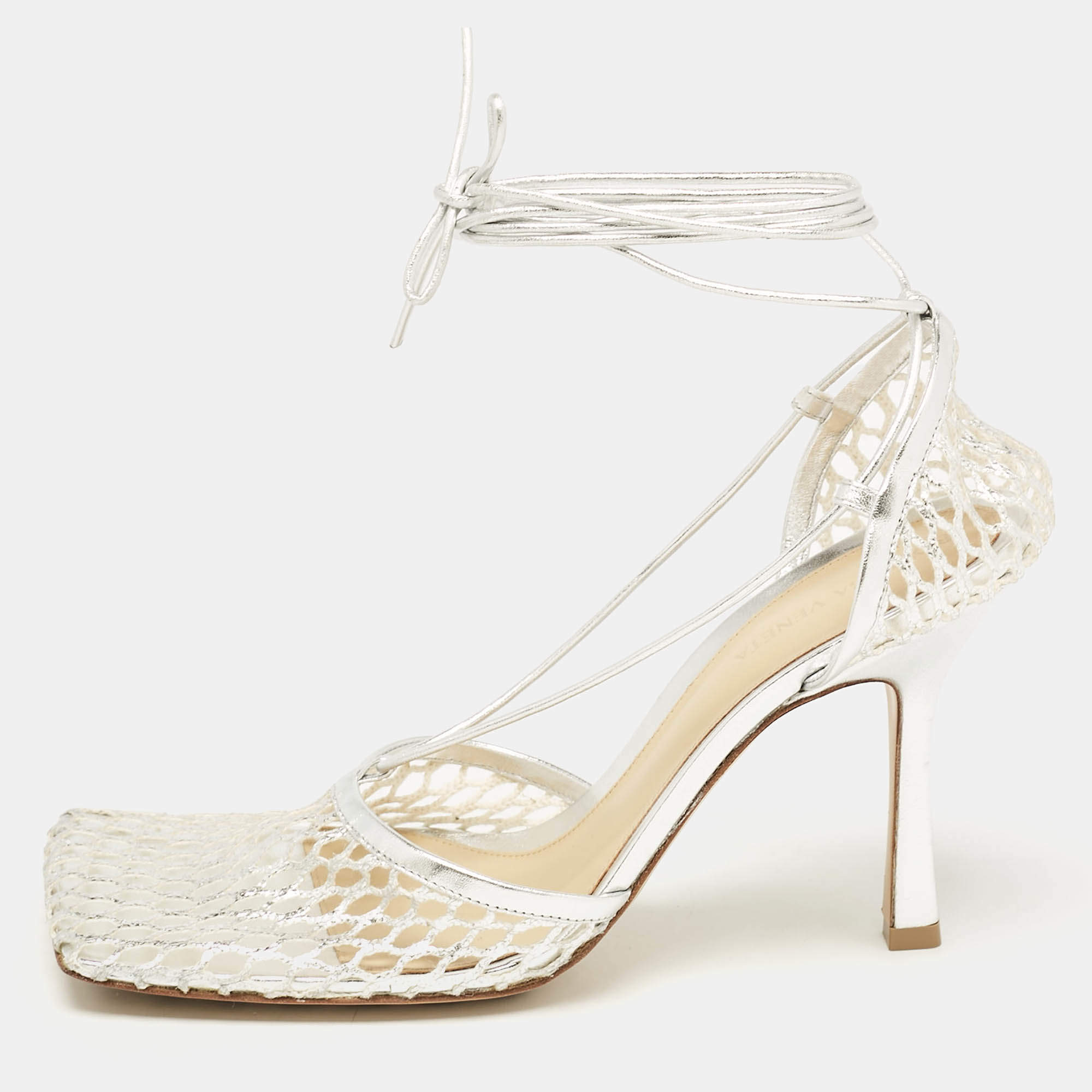 مملوكة مسبقًا Bottega Veneta Silver Mesh and Leather Stretch Ankle Tie Pumps Size 40