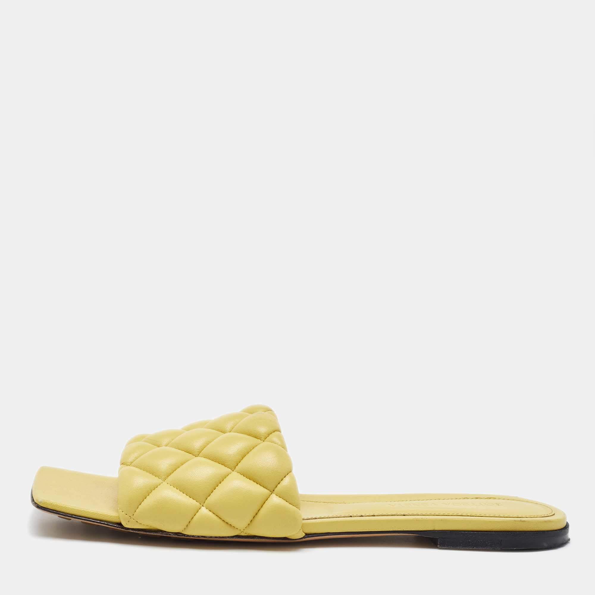 Bottega Veneta Yellow Quilted Leather Lido Flat Sandals Size 40
