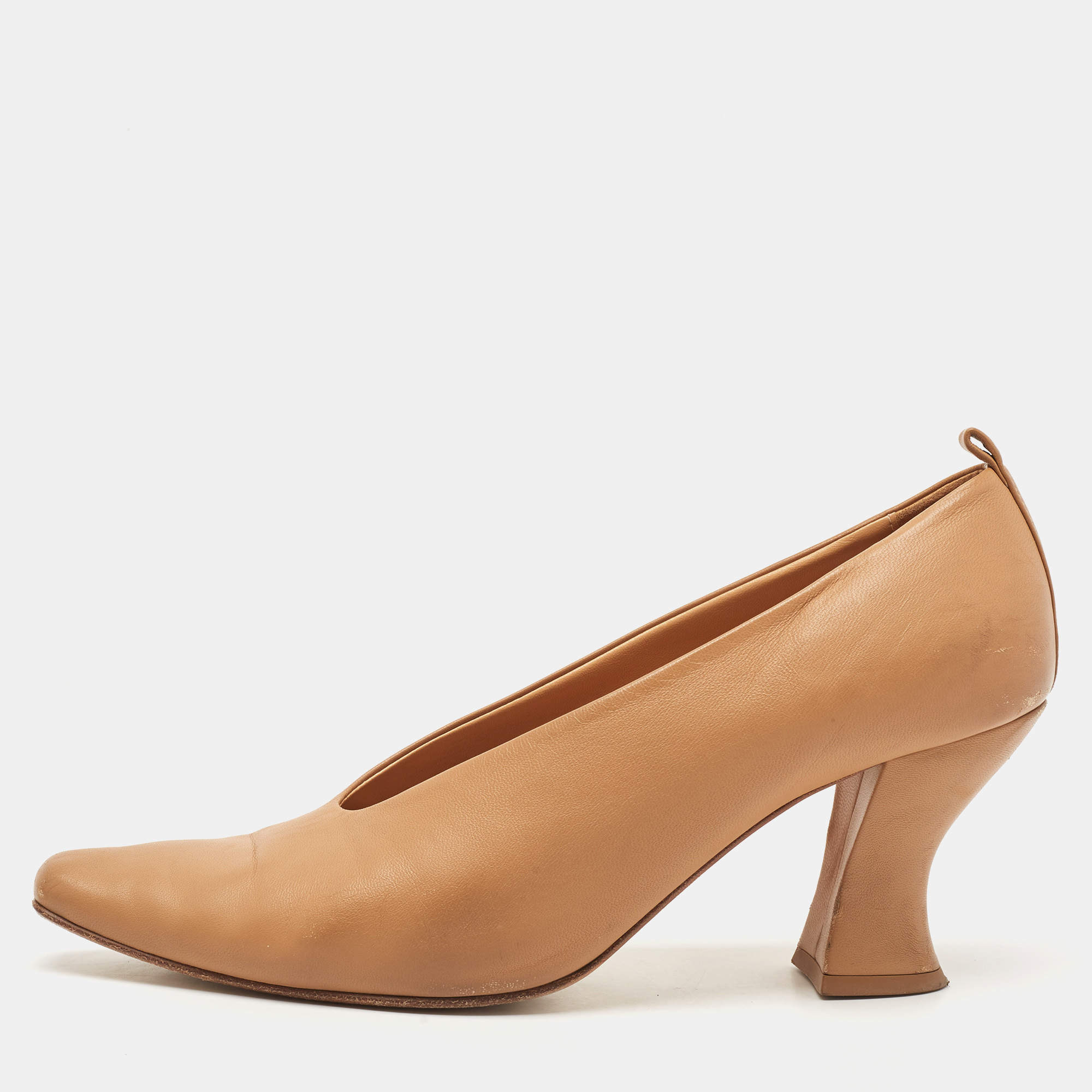 Bottega Veneta Beige Leather Block Heel Pumps Size 40.5