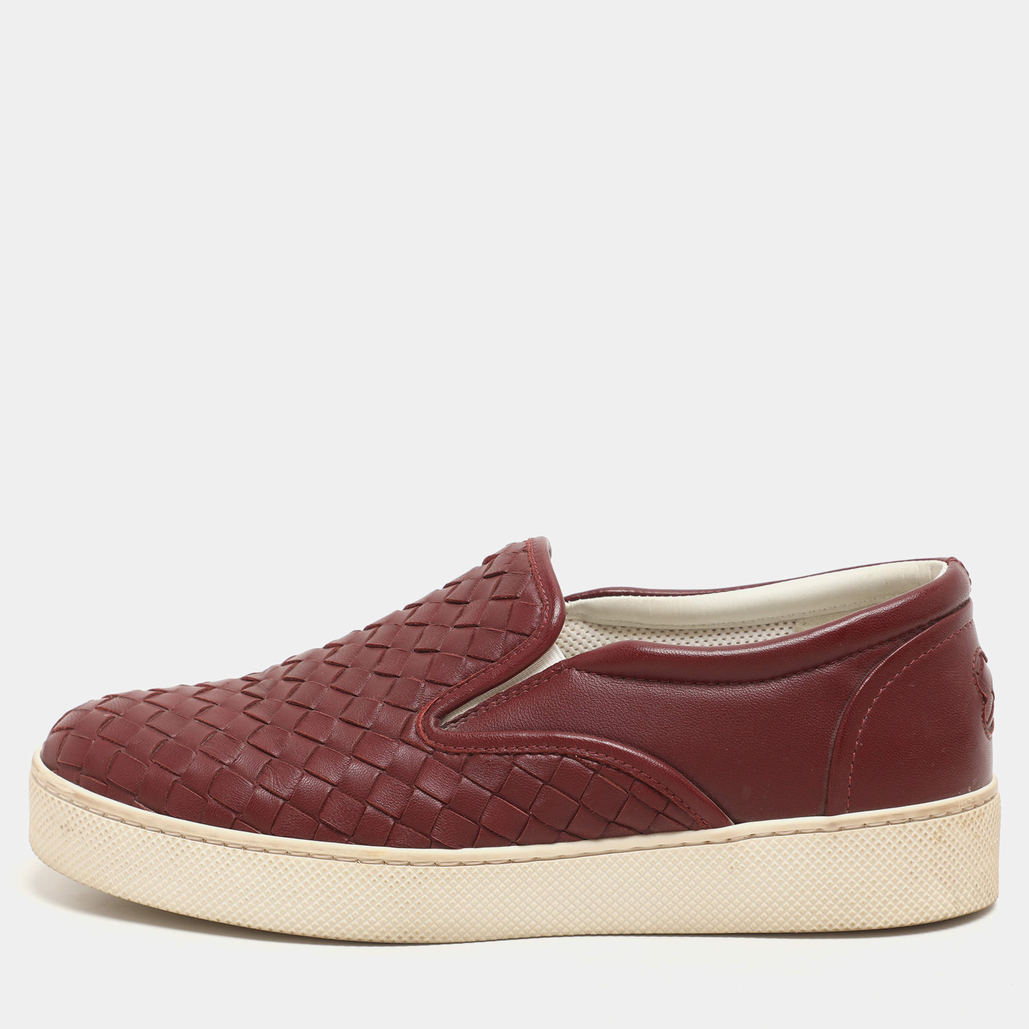 Pre Owned Bottega Veneta Burgundy Intrecciato Leather Dodger Slip On Sneakers 36