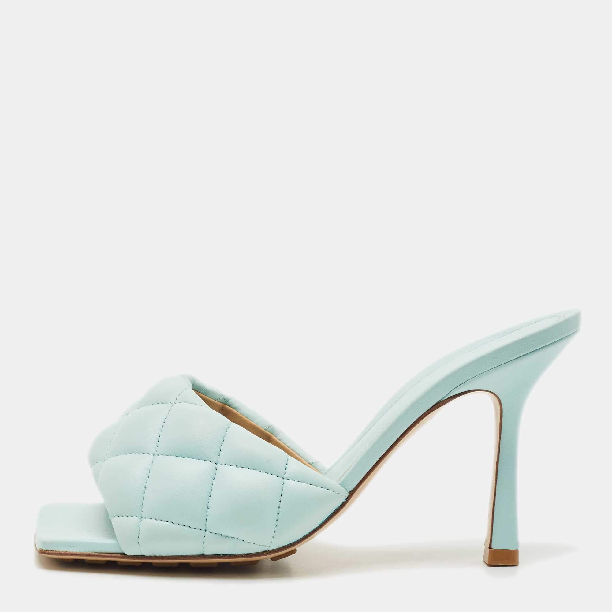 Bottega Veneta Light Blue Quilted Leather Lido Slide Sandals Size 35