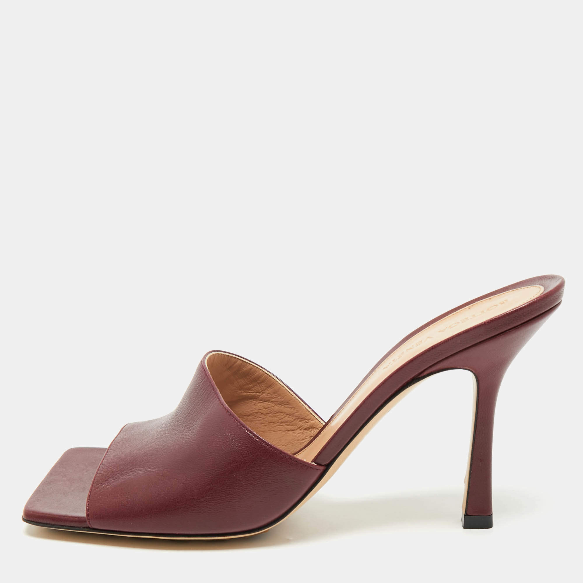 Pre Owned صندل سلايد بوتيغا فينيتا مقدمة مربعة جلد مرن بورغندي مقاس 39