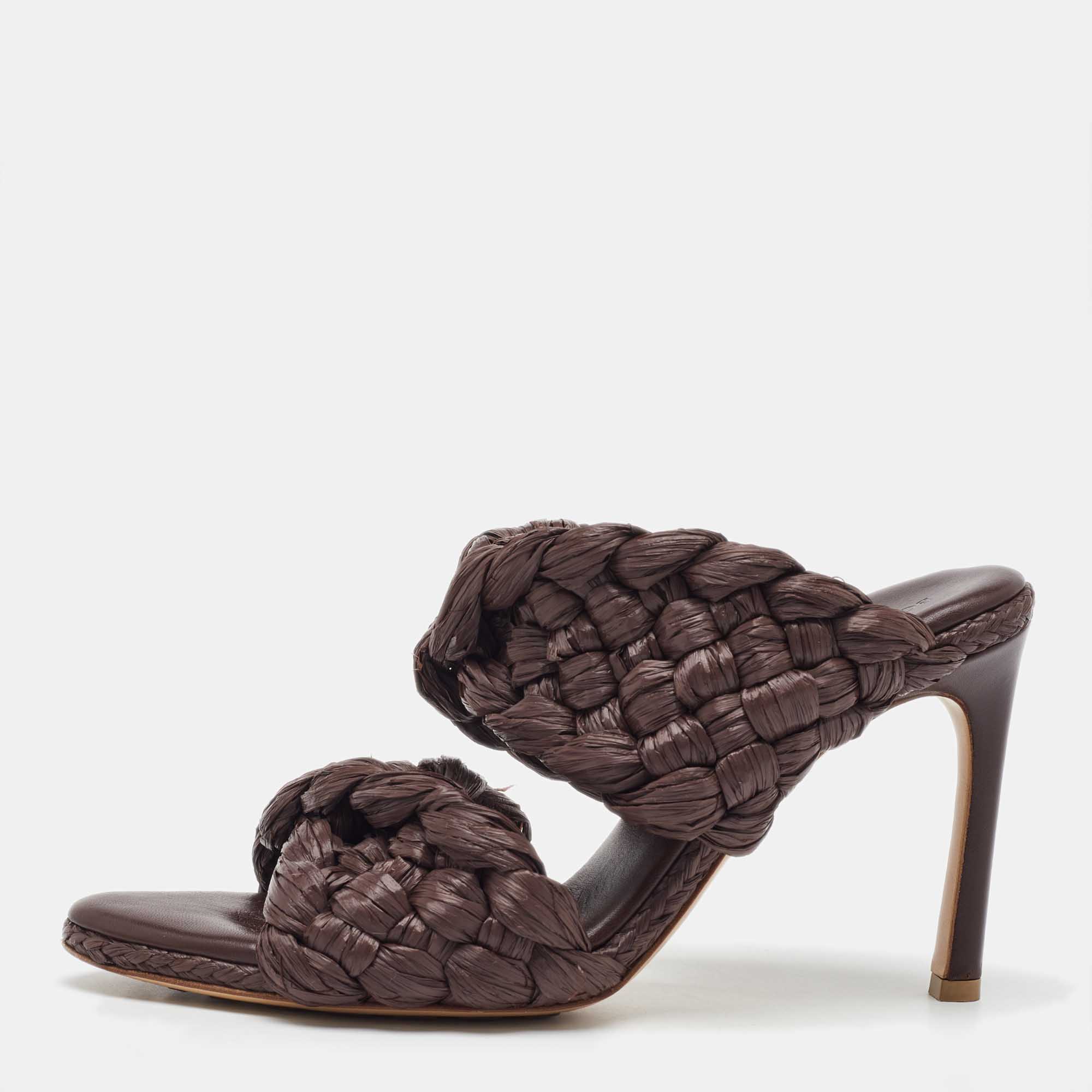 Pre Owned Bottega Veneta Dark Brown Raffia The Curve Slide Sandals Size 38