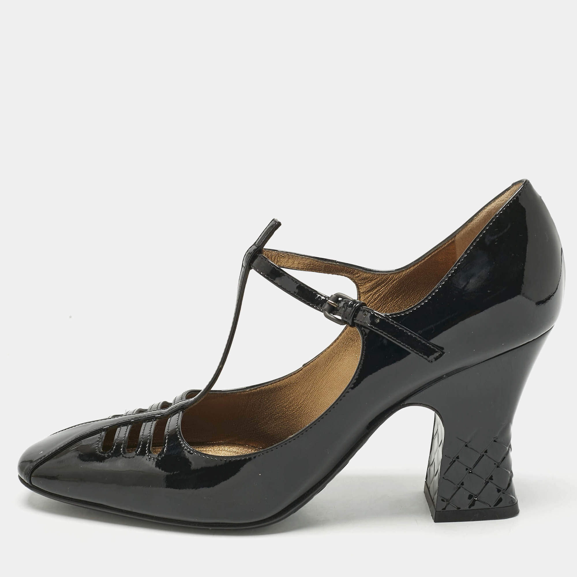 Pre Owned Bottega Veneta Black Patent Leather Cut Out Mary Jane Pumps Size 39.5
