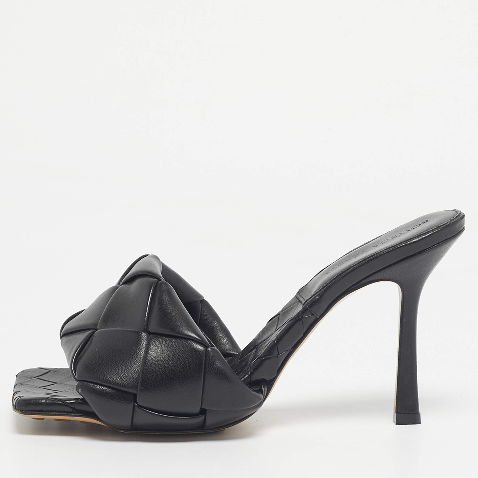 Pre Owned Bottega Veneta Black Quilted Leather Lido Slide Sandals Size 37.5